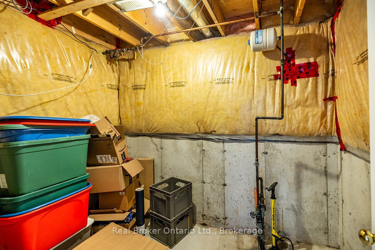 4 Birch Tree Lane Property Photo 38
