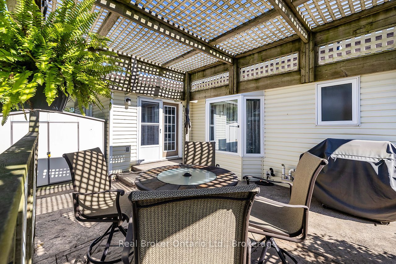 4 Birch Tree Lane Property Photo 42