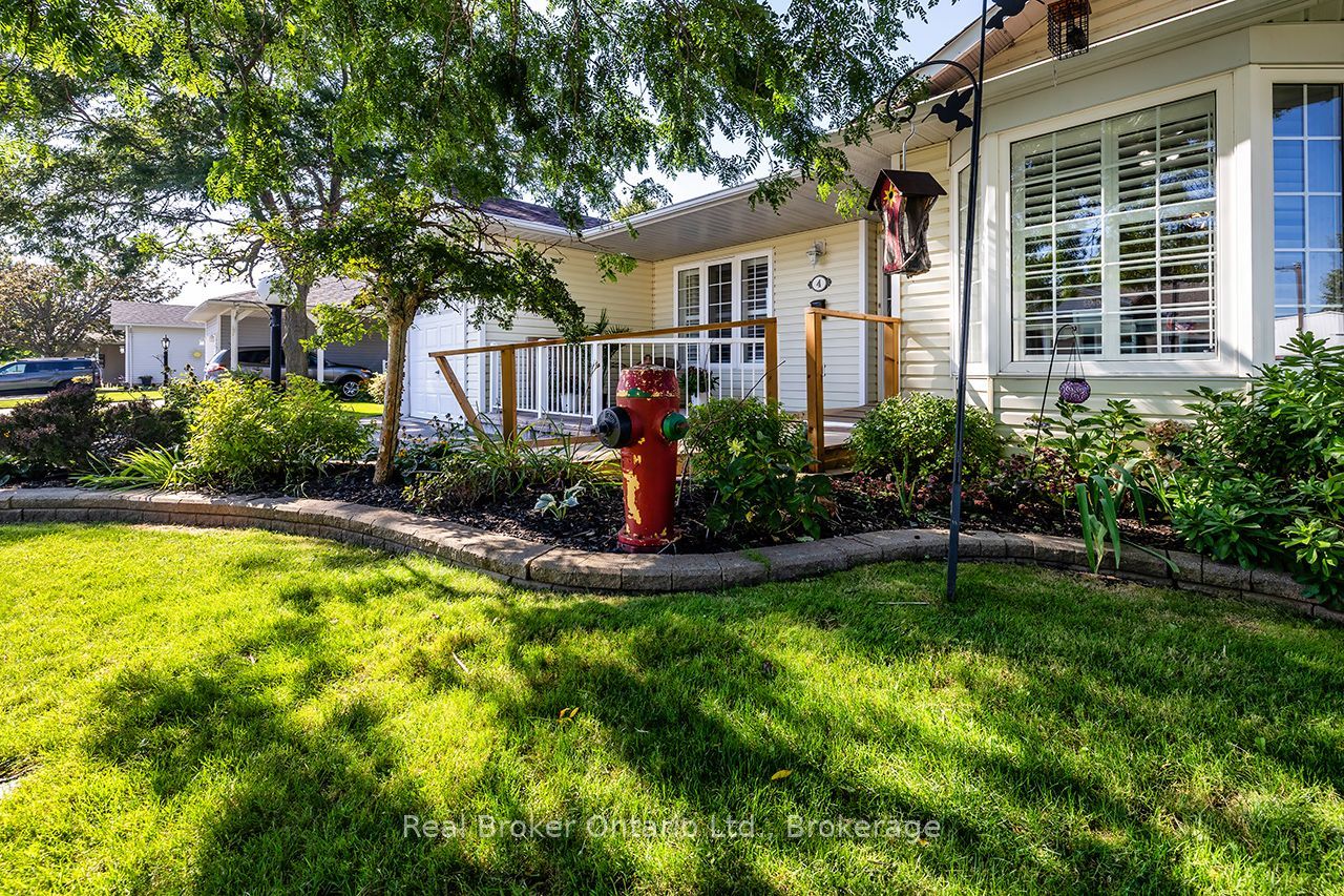 4 Birch Tree Lane Property Photo 45