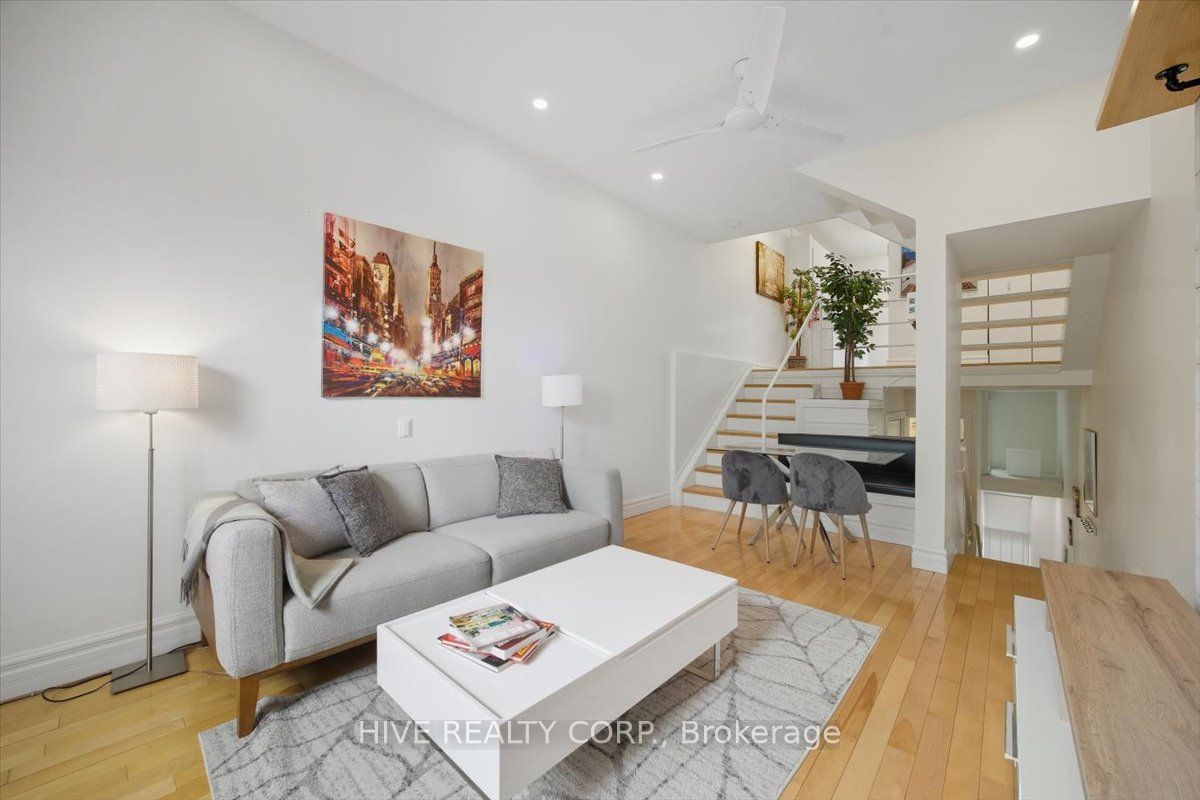 957 Broadview Avenue D Property Photo 9