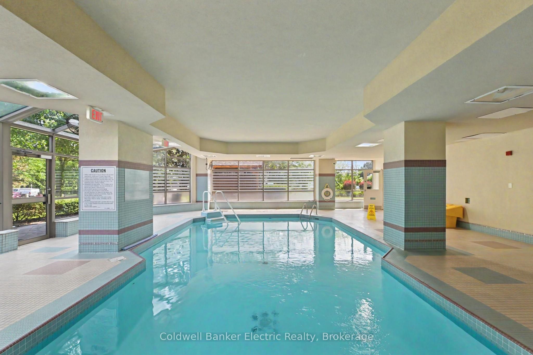 712 Rossland Road E 1011 Property Photo 22