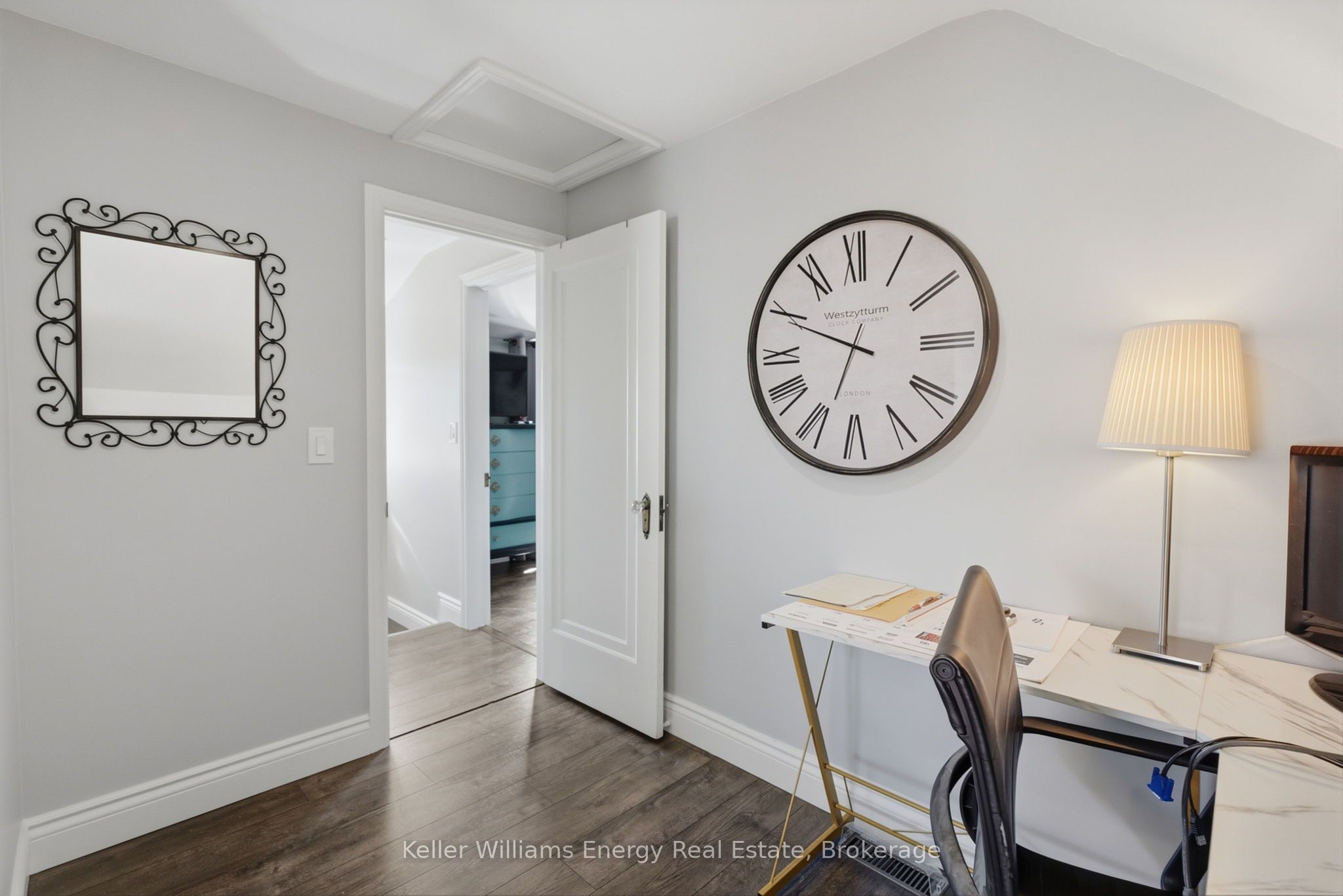 107 Sutherland Avenue Property Photo 22