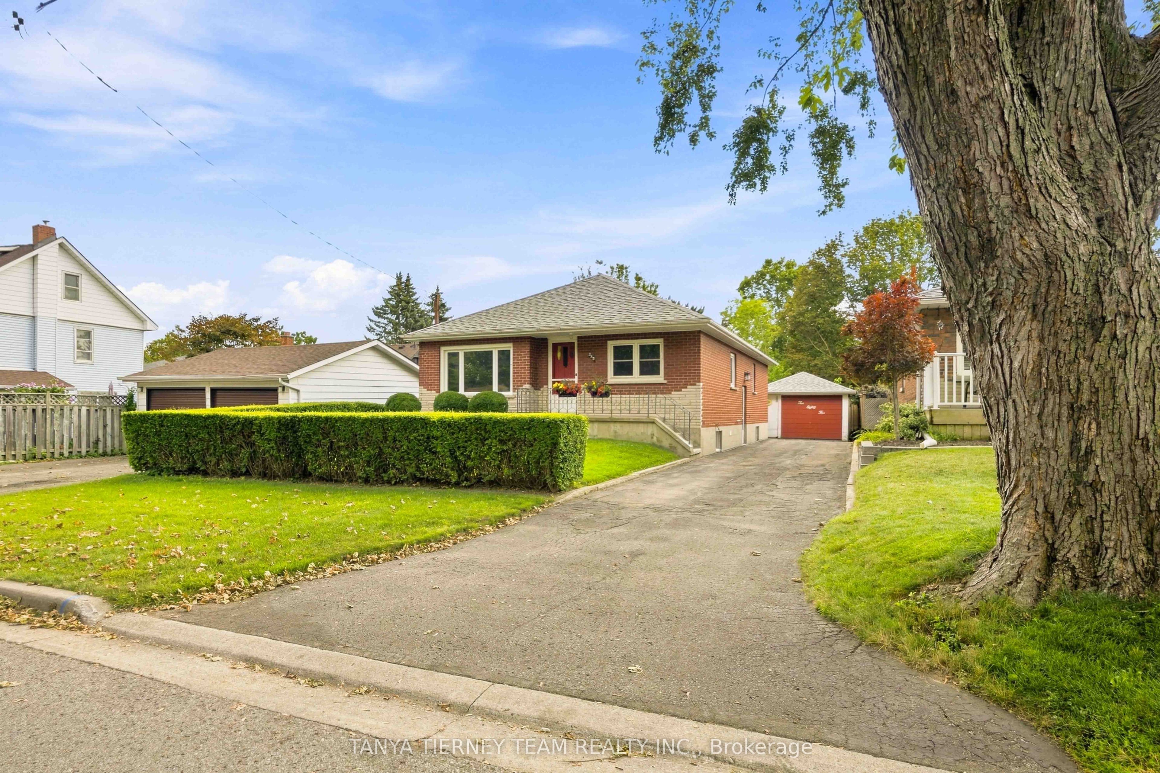 285 Muriel Avenue Property Photo 1
