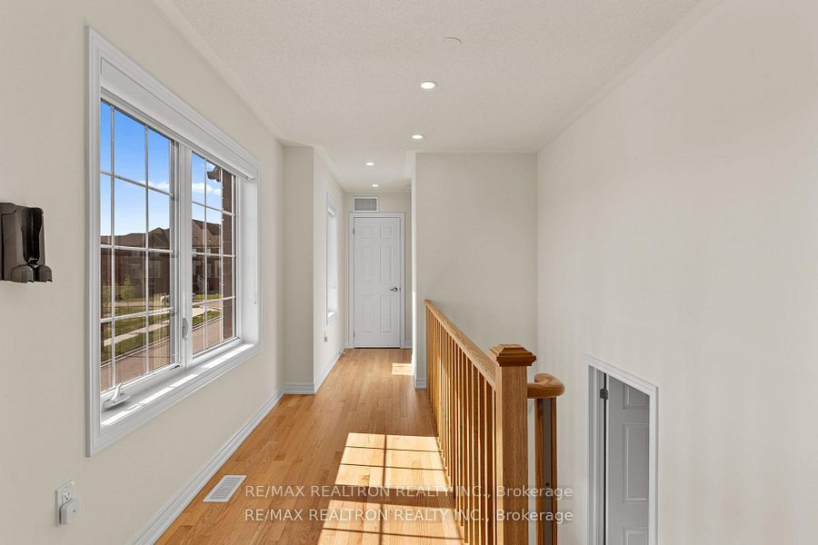 988 Grosbeak Trail Property Photo 22