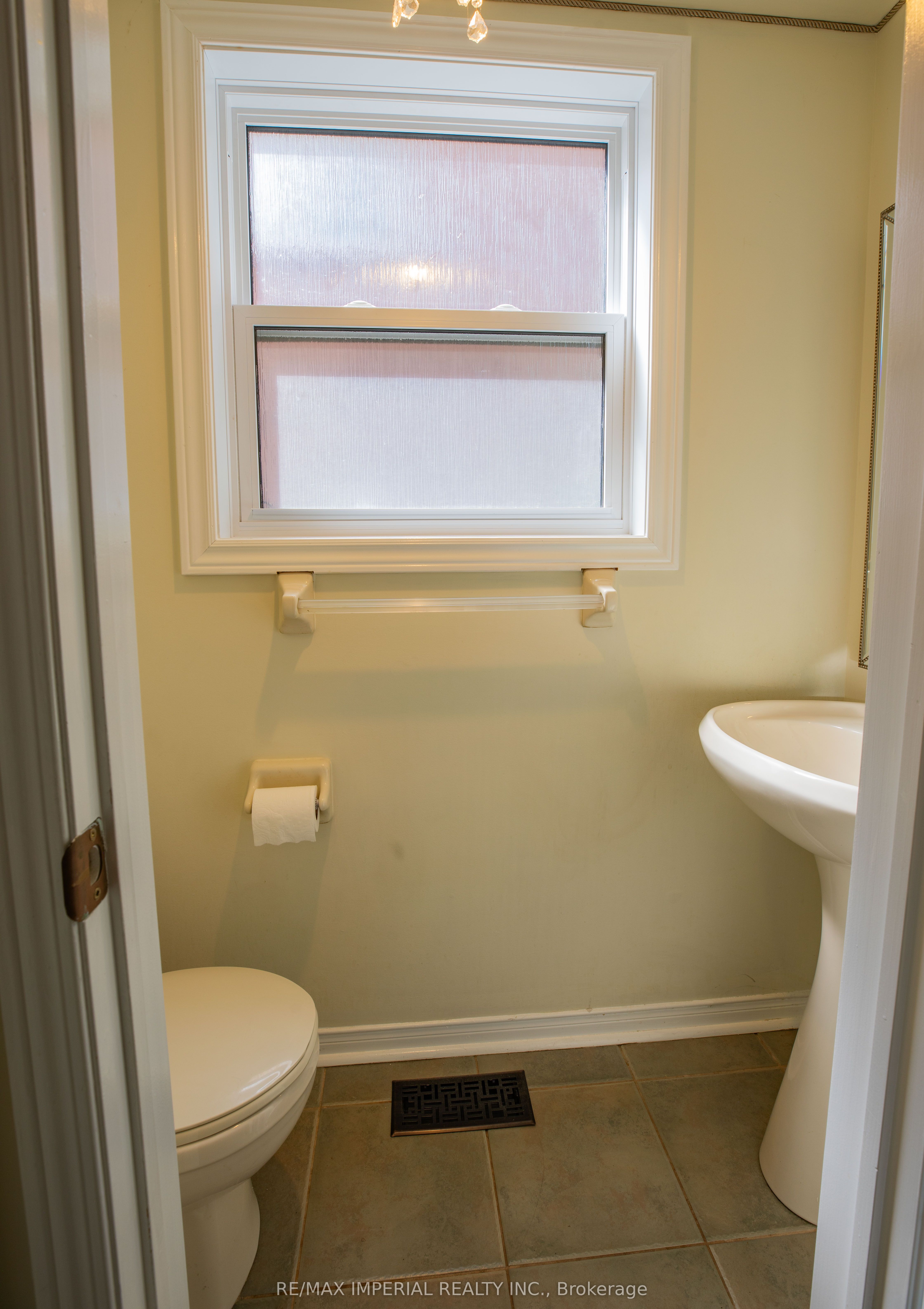 18 Windbreak Crescent Property Photo 6