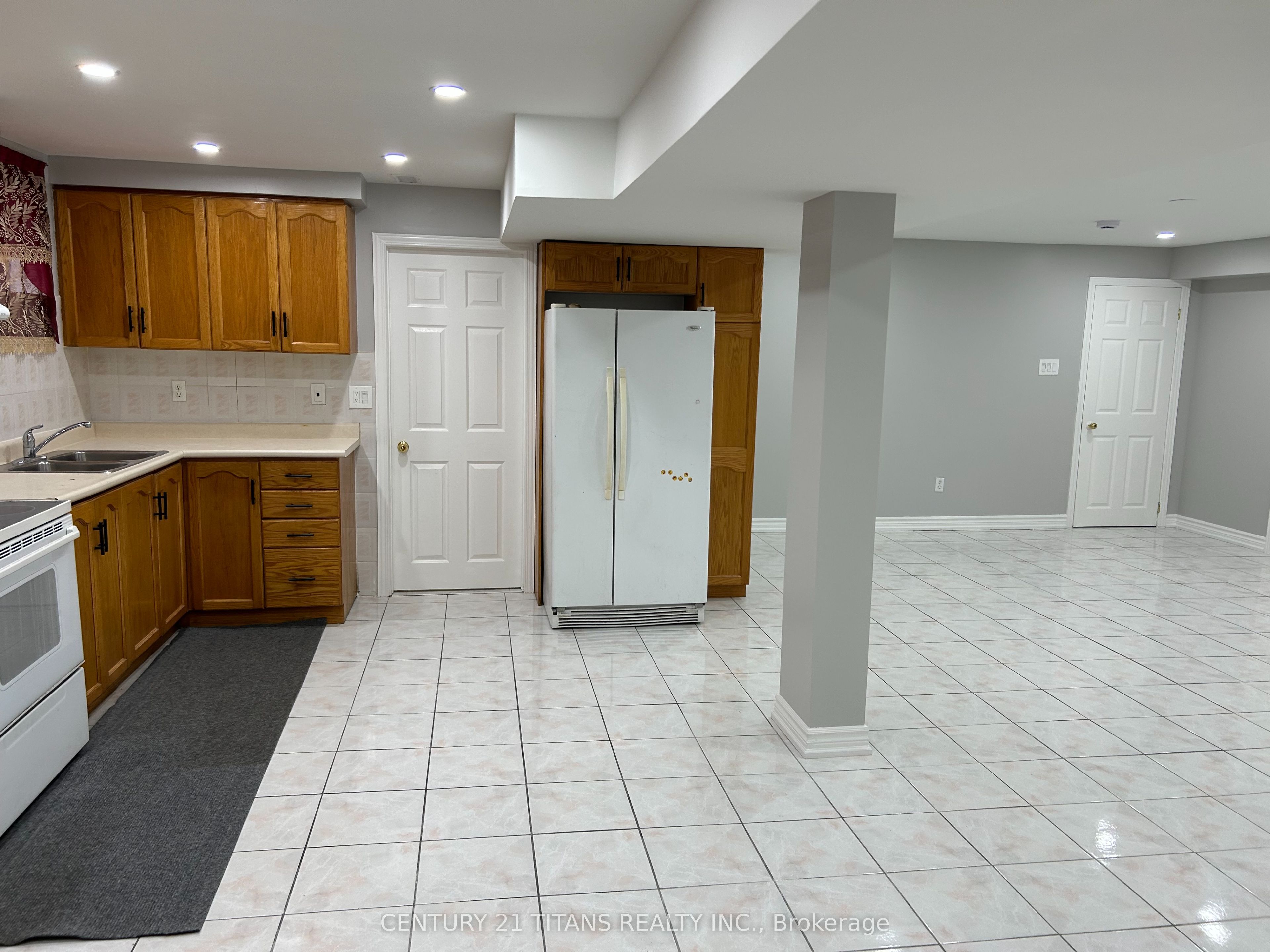 41 Westcroft Drive Bsmt Property Photo 5