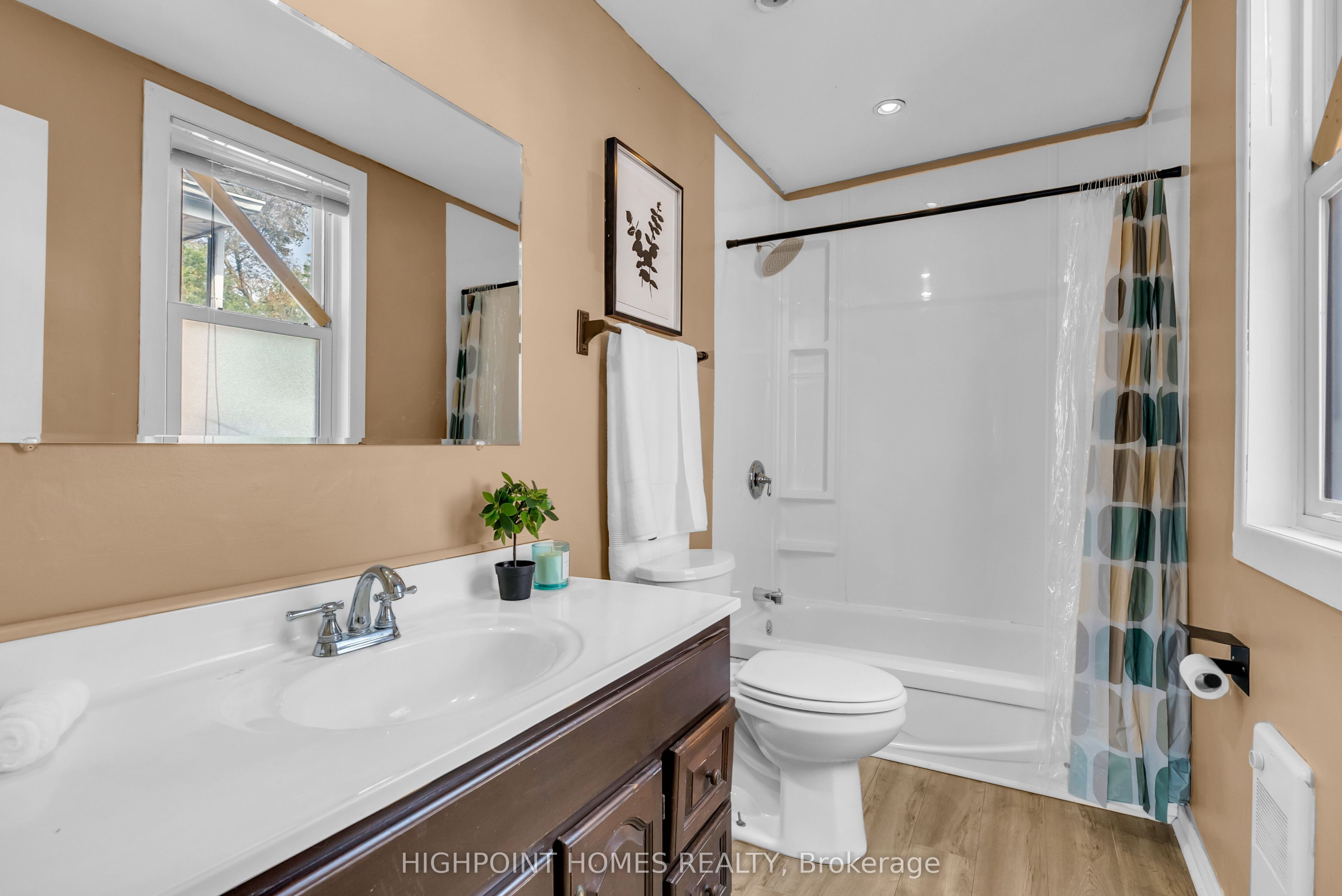 104 Park Road S Property Photo 19