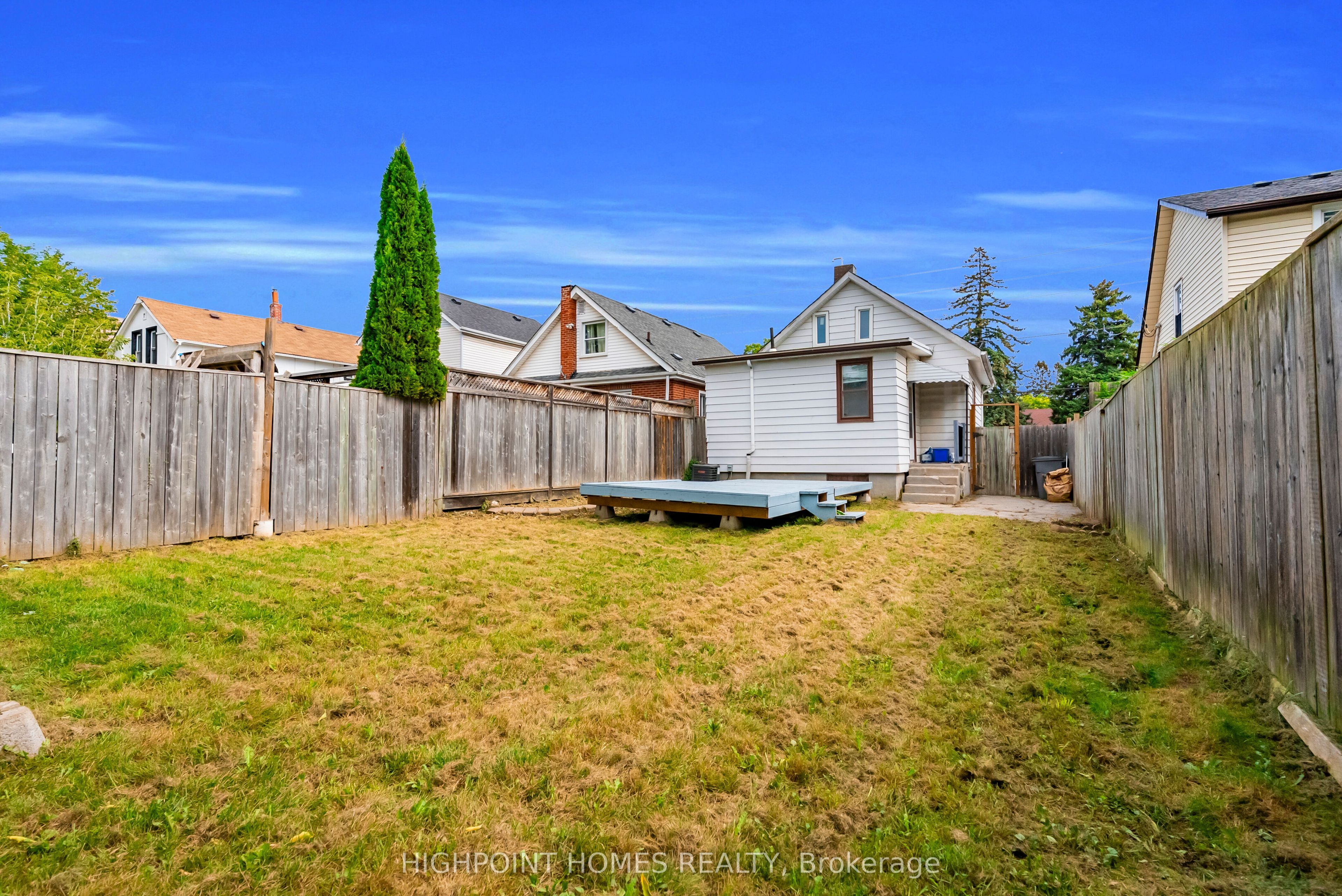 104 Park Road S Property Photo 29