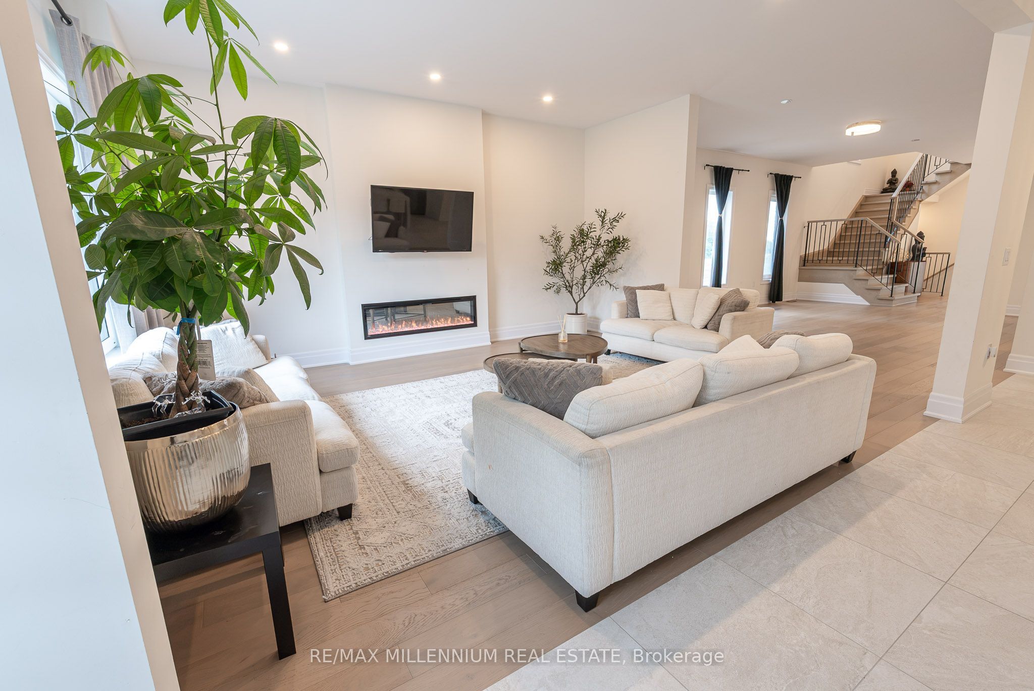 4291 Country Lane Property Photo 17