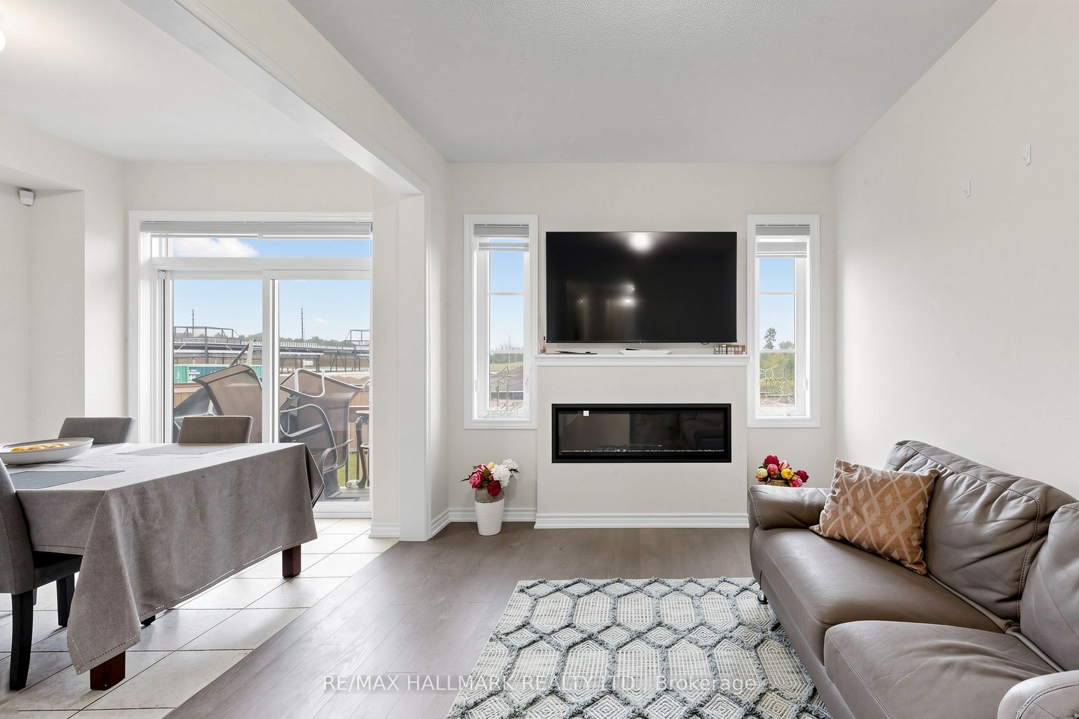 6 Peter Hogg Court Property Photo 6