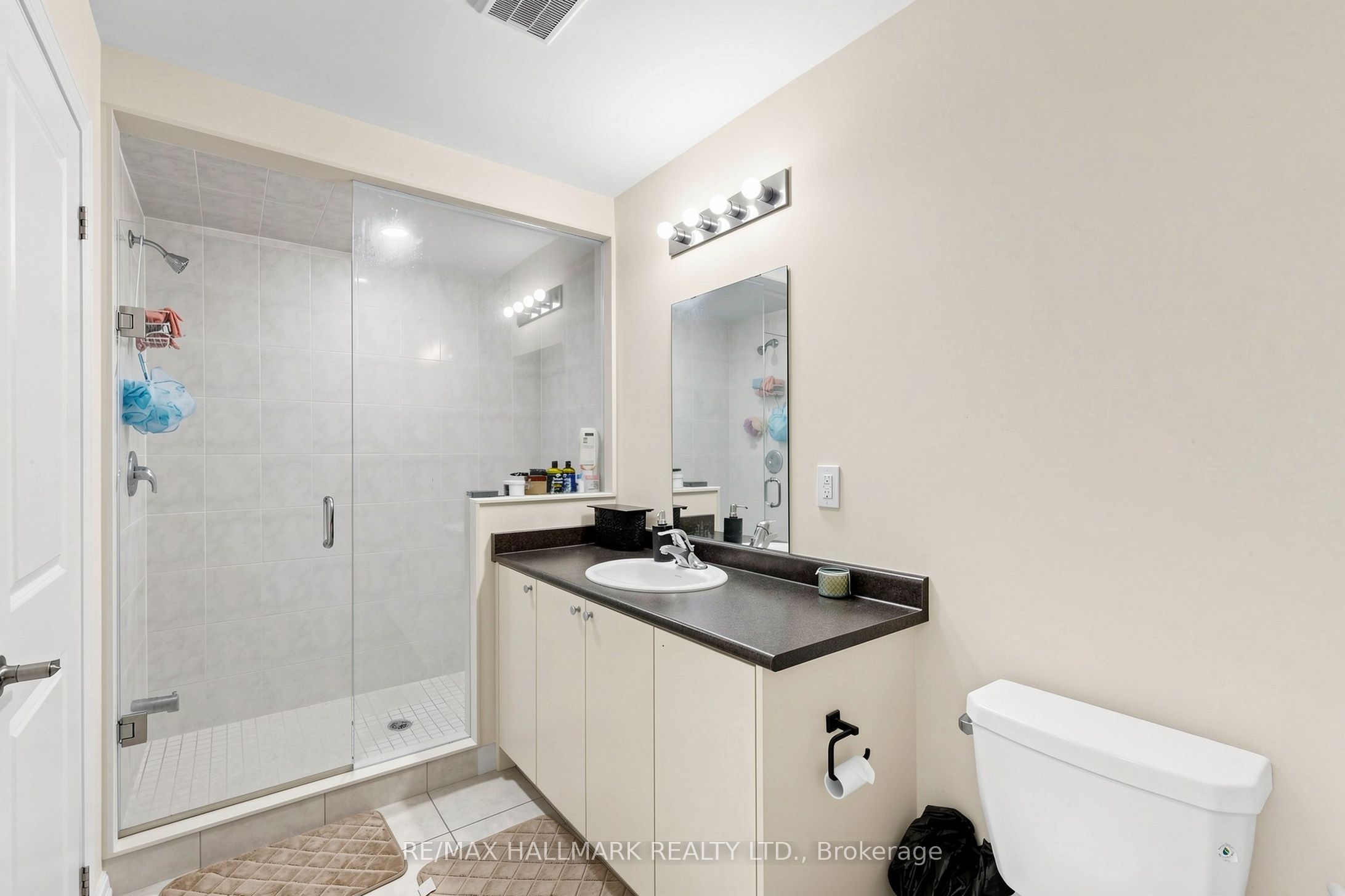 6 Peter Hogg Court Property Photo 30
