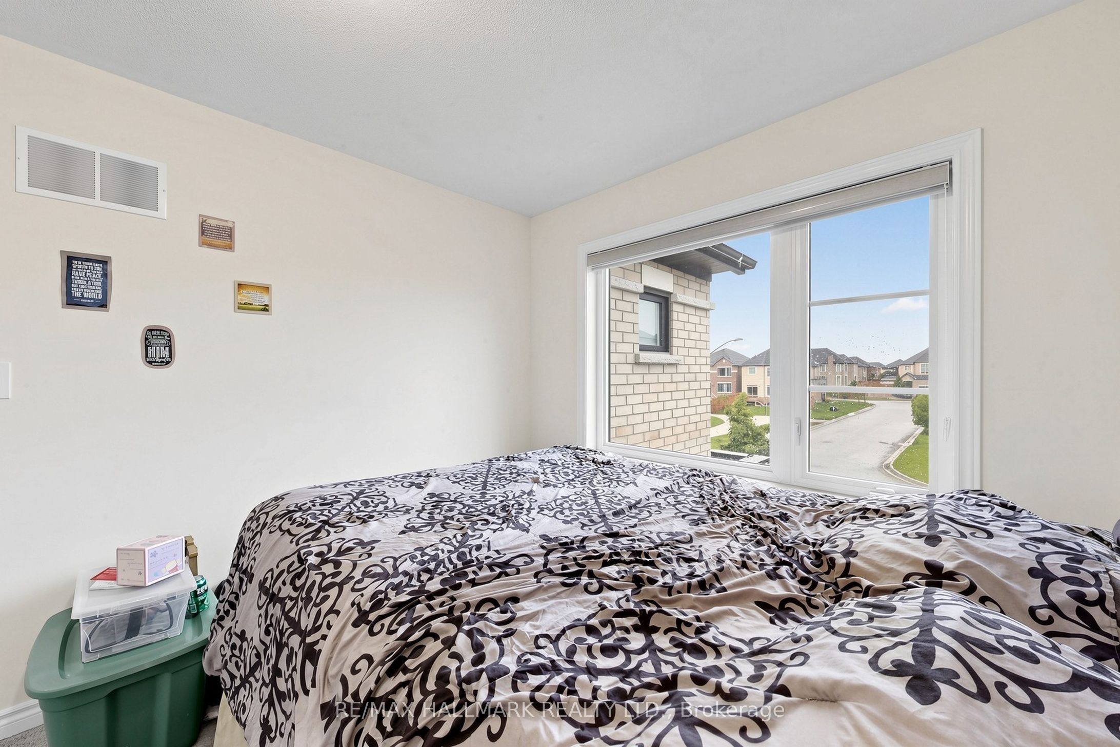 6 Peter Hogg Court Property Photo 33