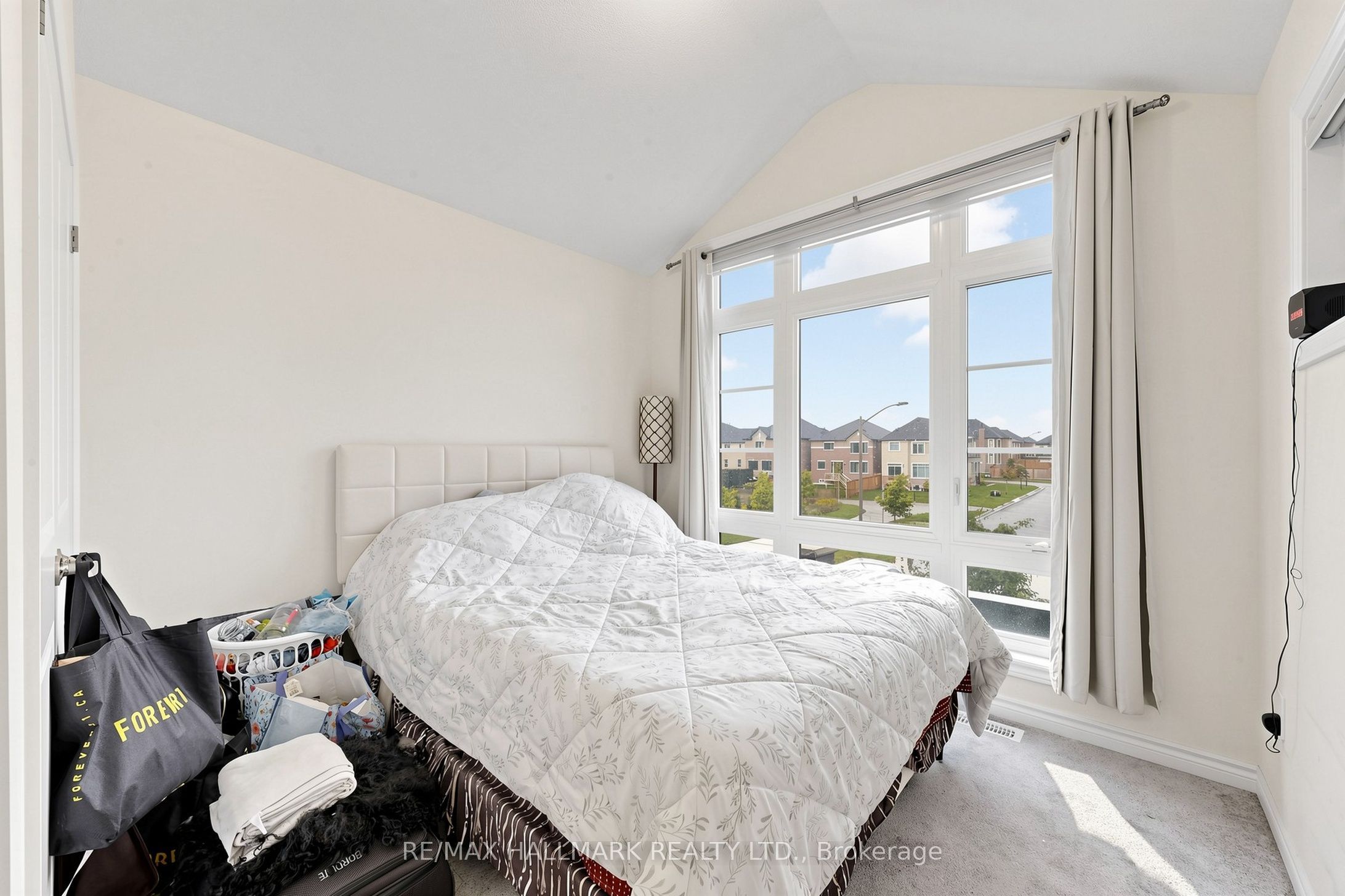 6 Peter Hogg Court Property Photo 34