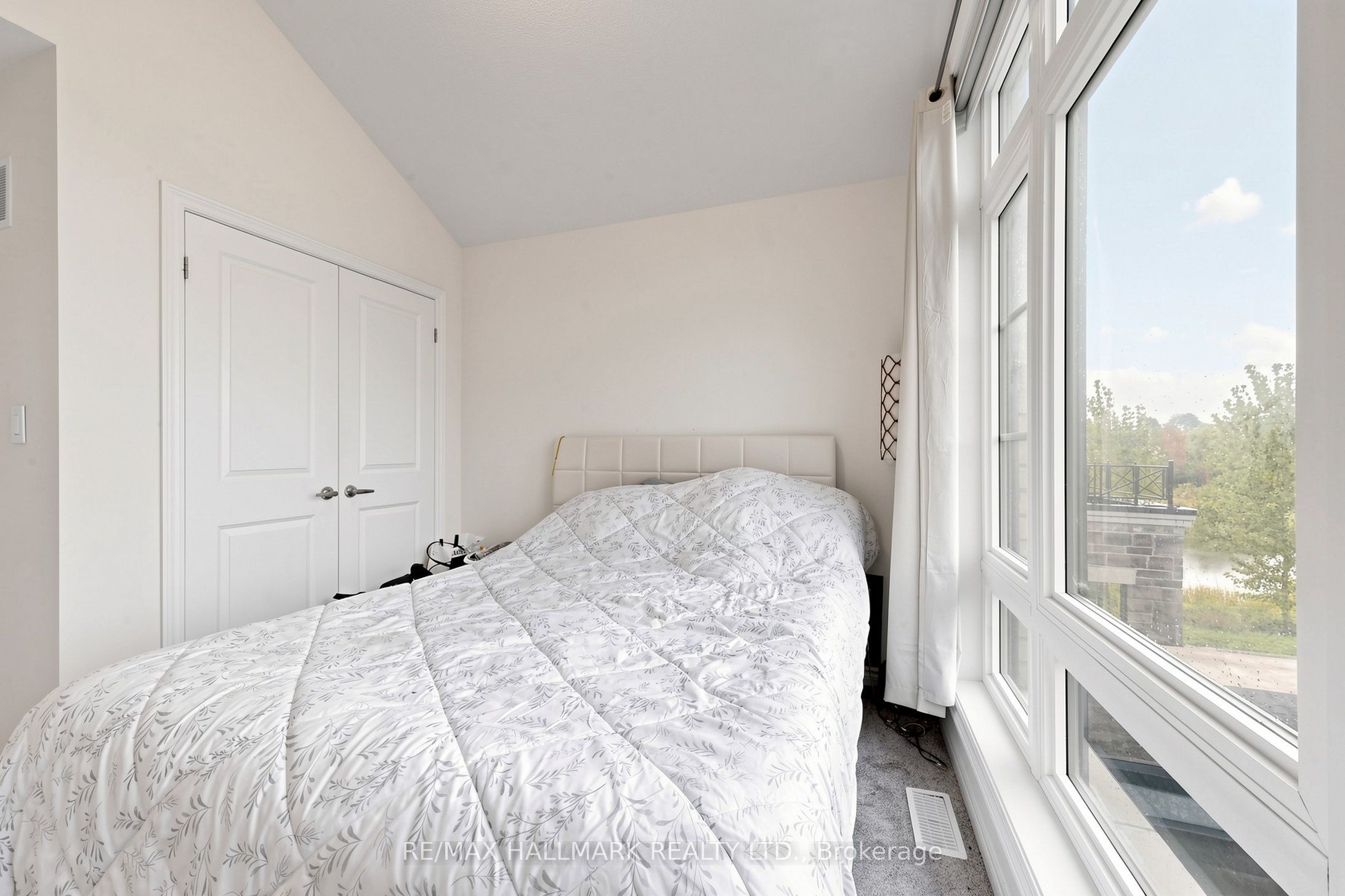6 Peter Hogg Court Property Photo 35