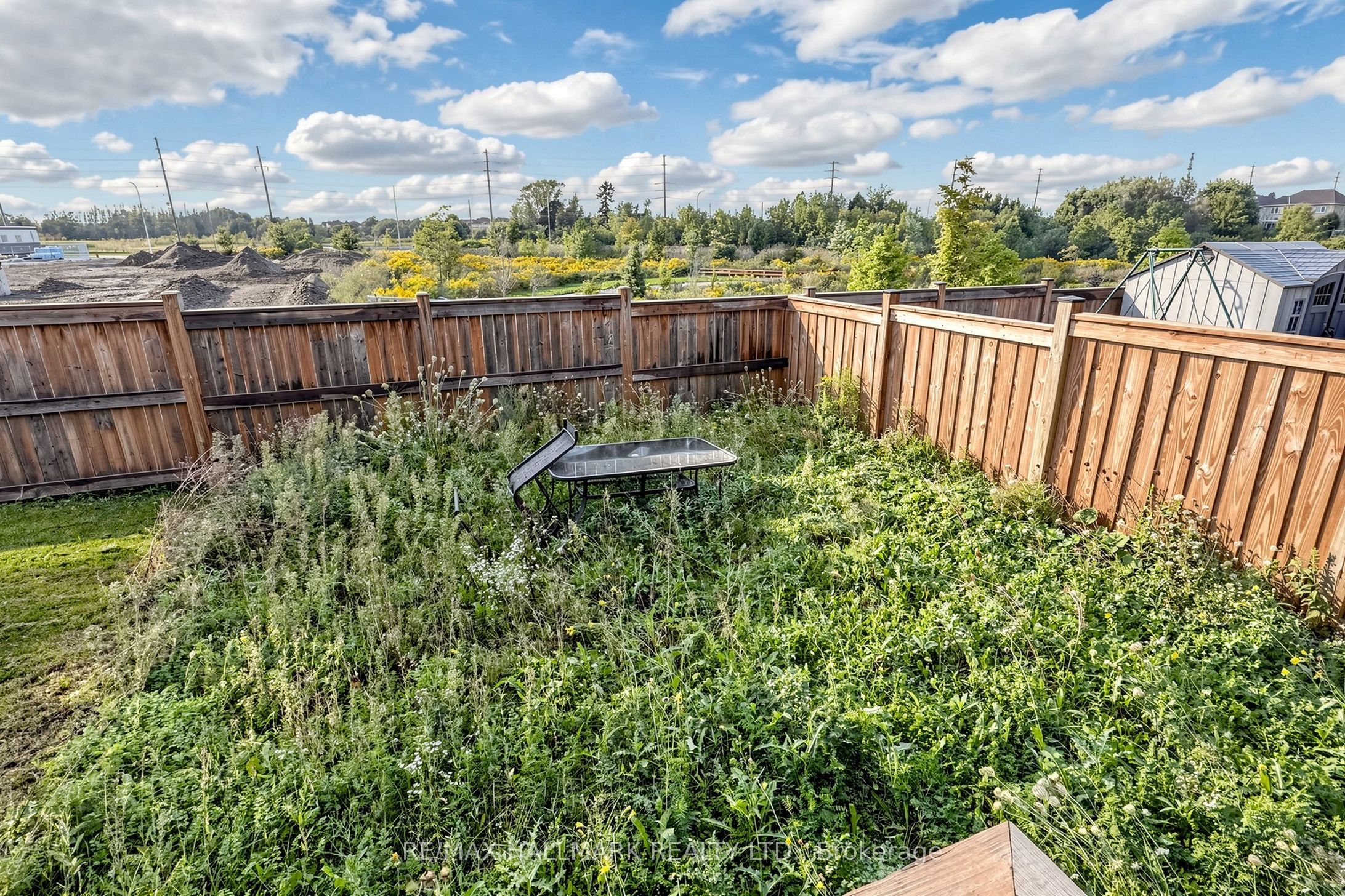 6 Peter Hogg Court Property Photo 40