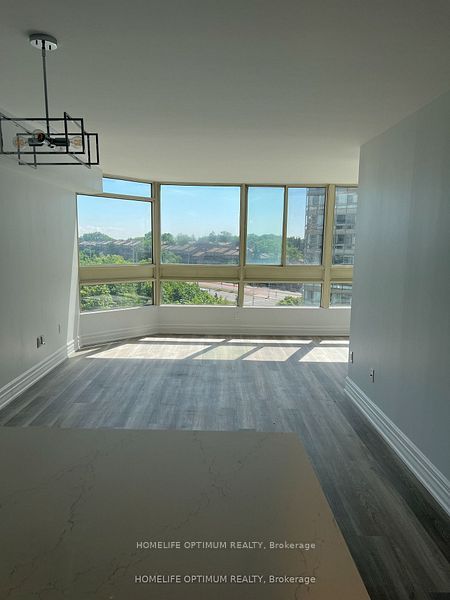 3231 Eglinton Avenue E 701b Property Photo 4