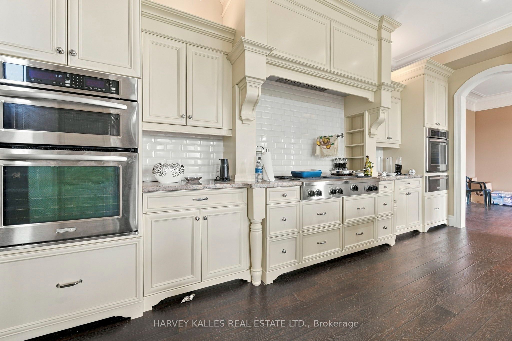 7472 Ashburn Road Property Photo 13