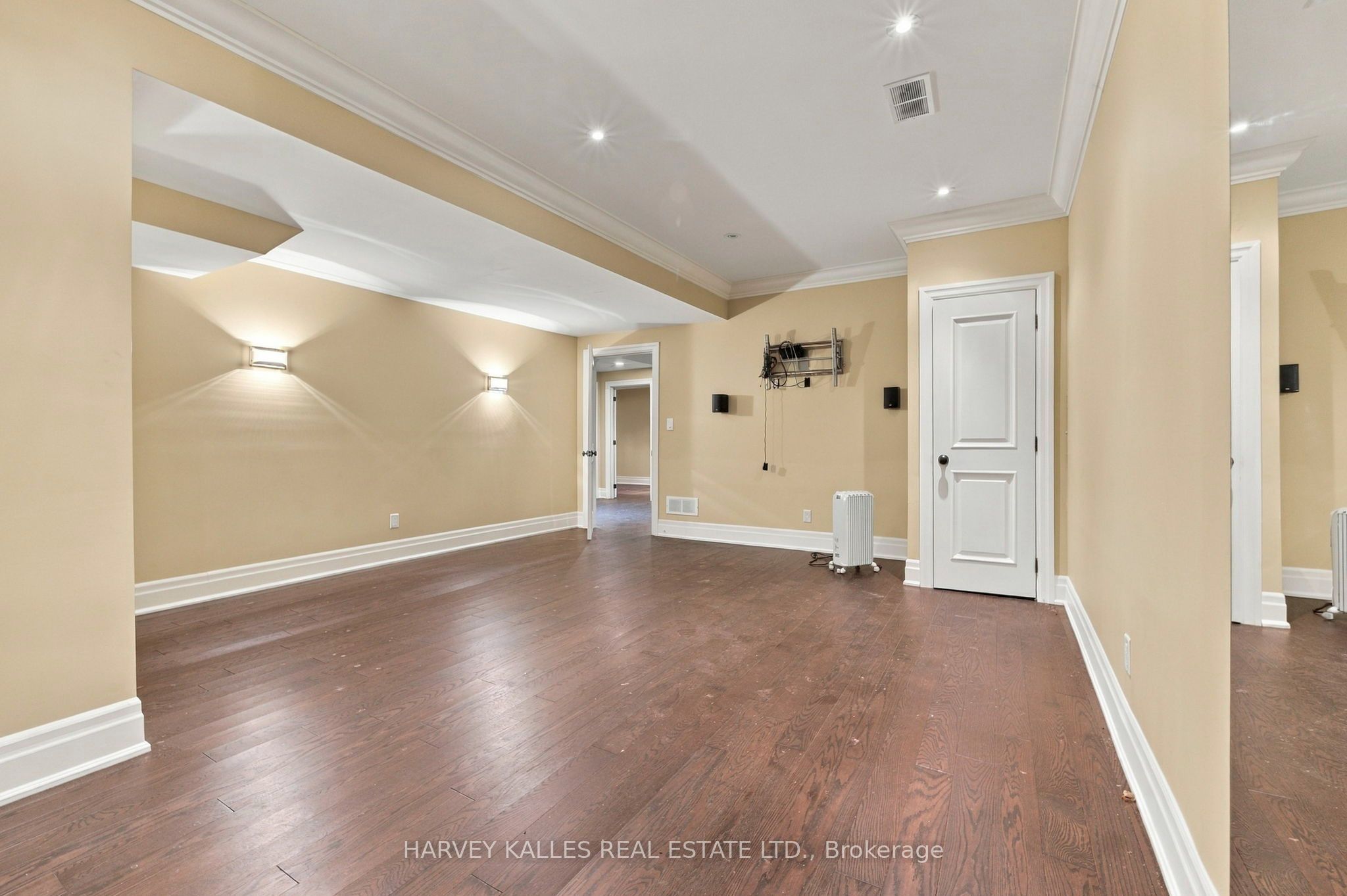 7472 Ashburn Road Property Photo 40