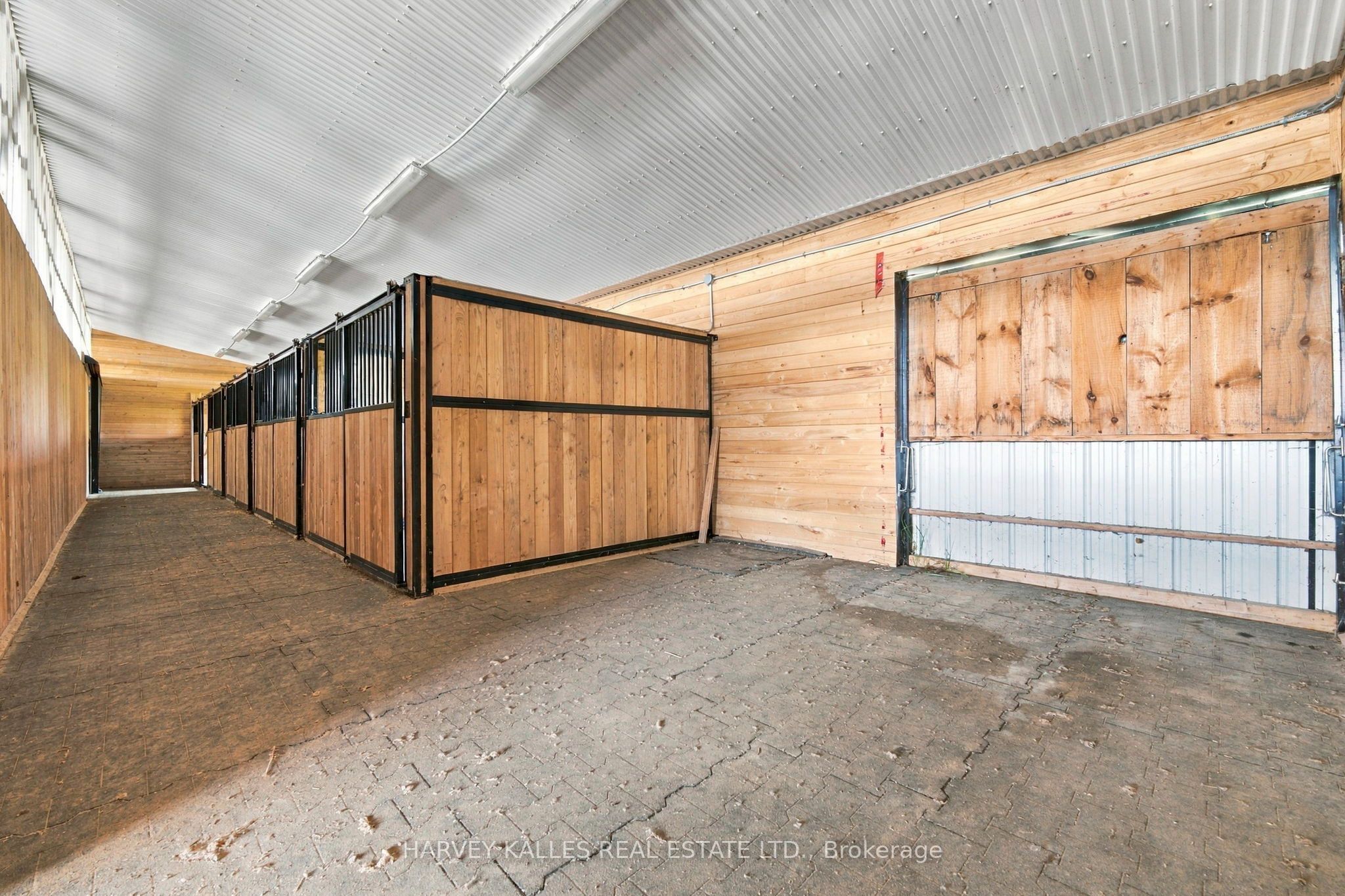 7472 Ashburn Road Property Photo 46