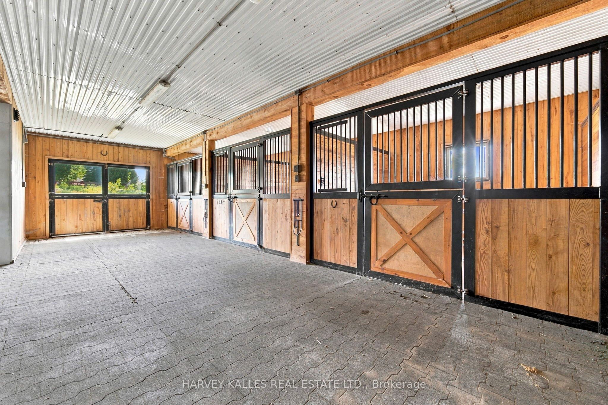 7472 Ashburn Road Property Photo 48