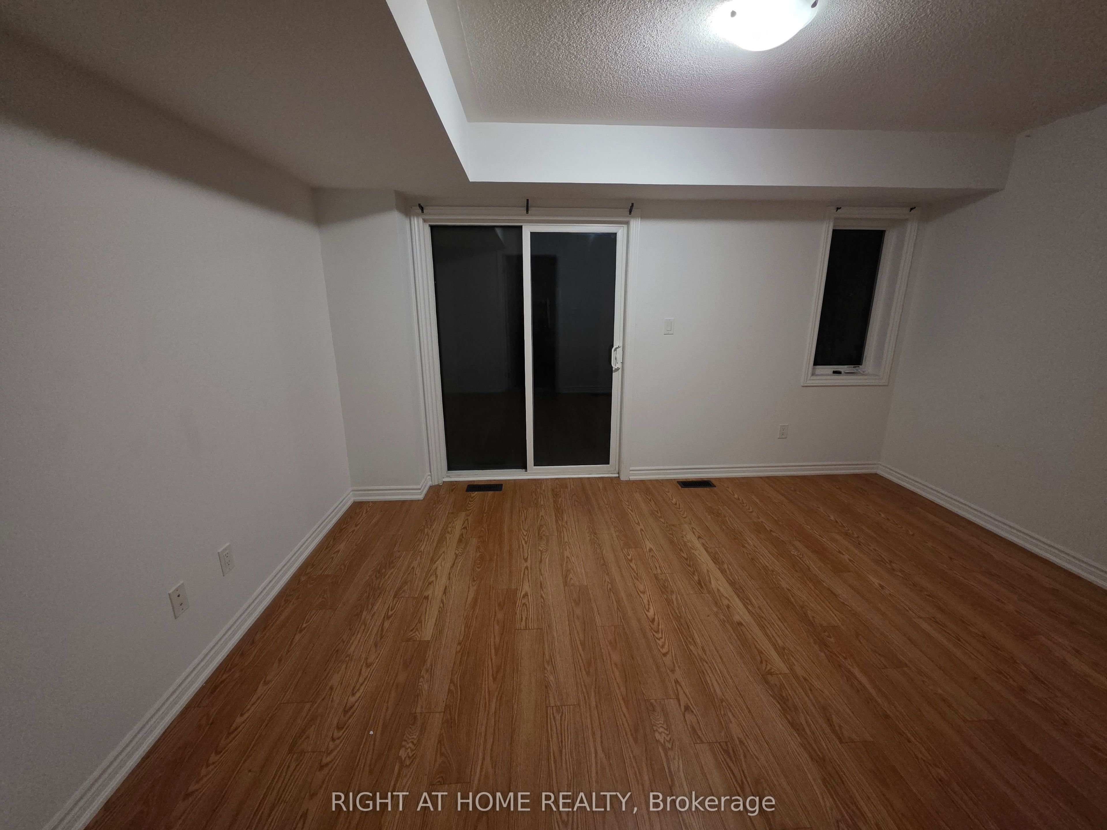 765 Eddystone Path Property Photo 4