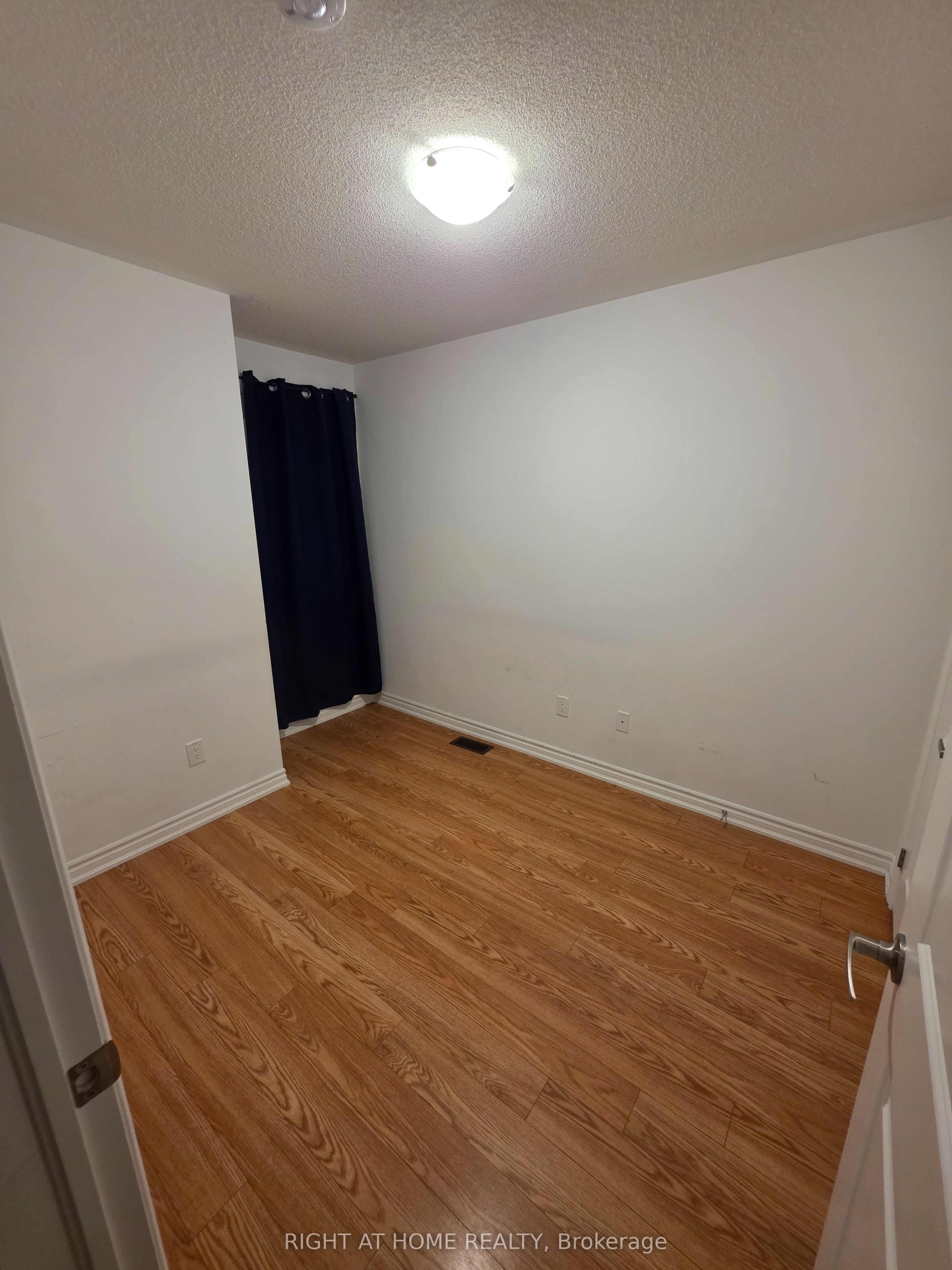 765 Eddystone Path Property Photo 12