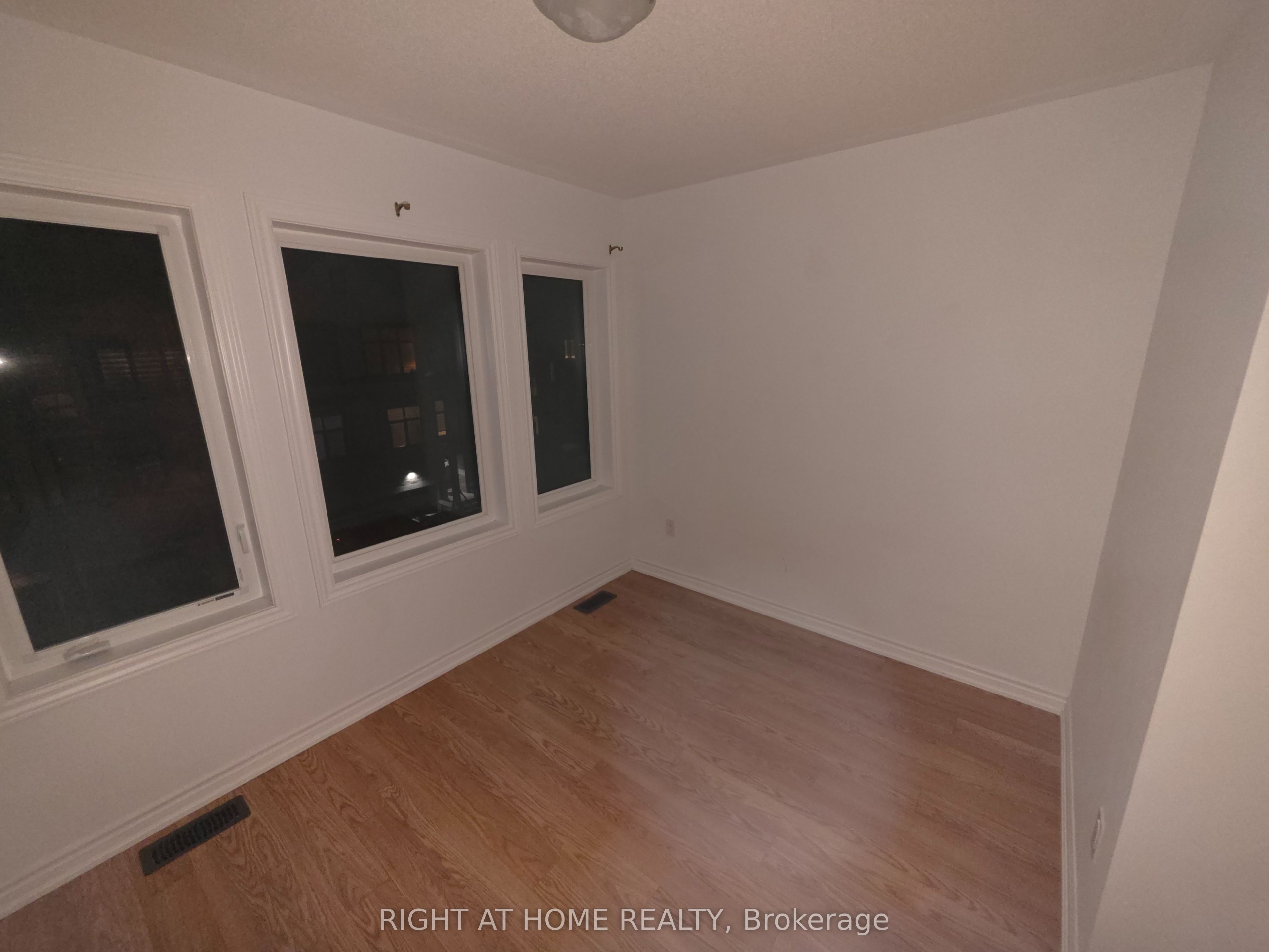 765 Eddystone Path Property Photo 13
