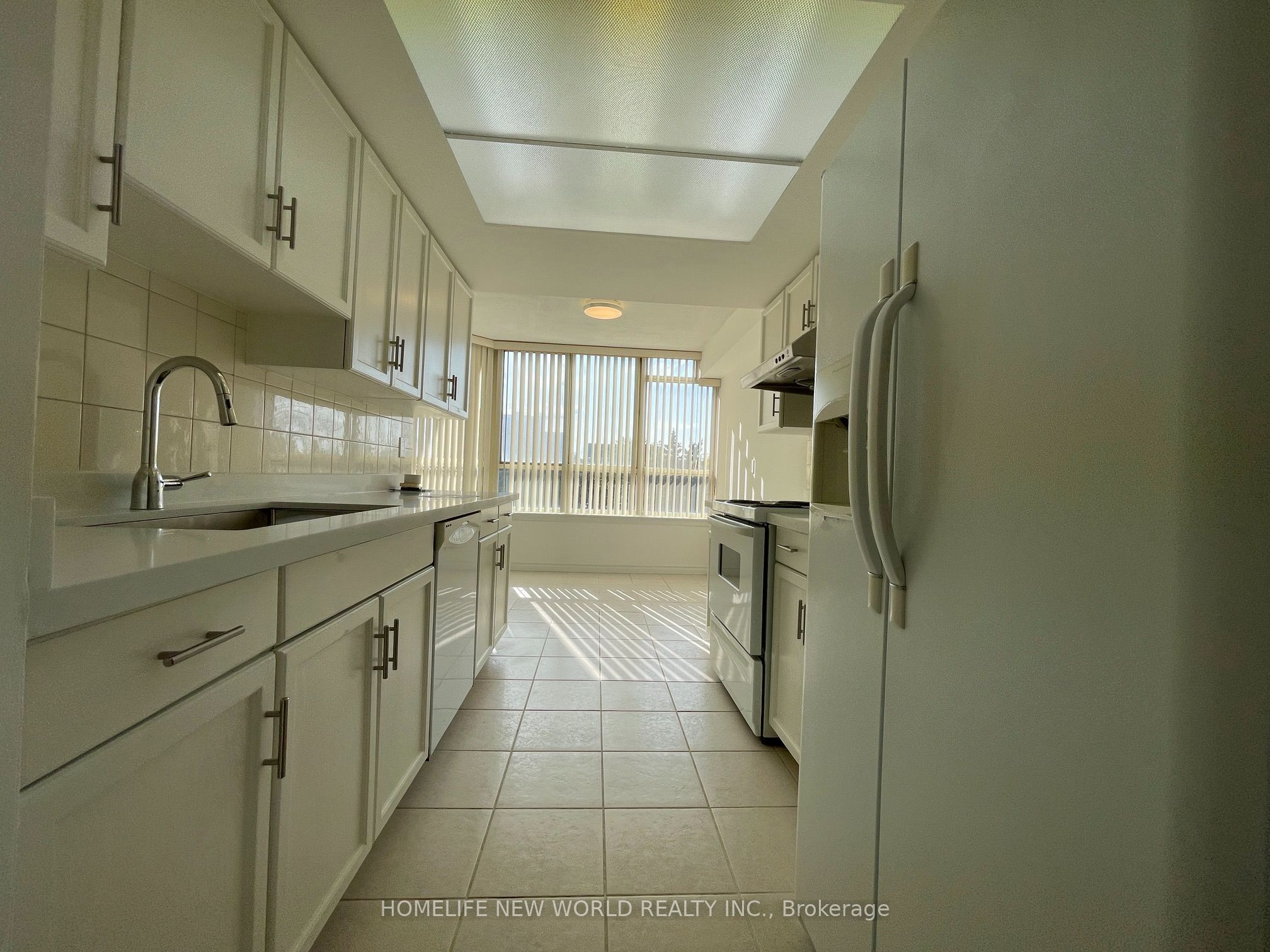 30 Thunder Grove 413 Property Photo 15