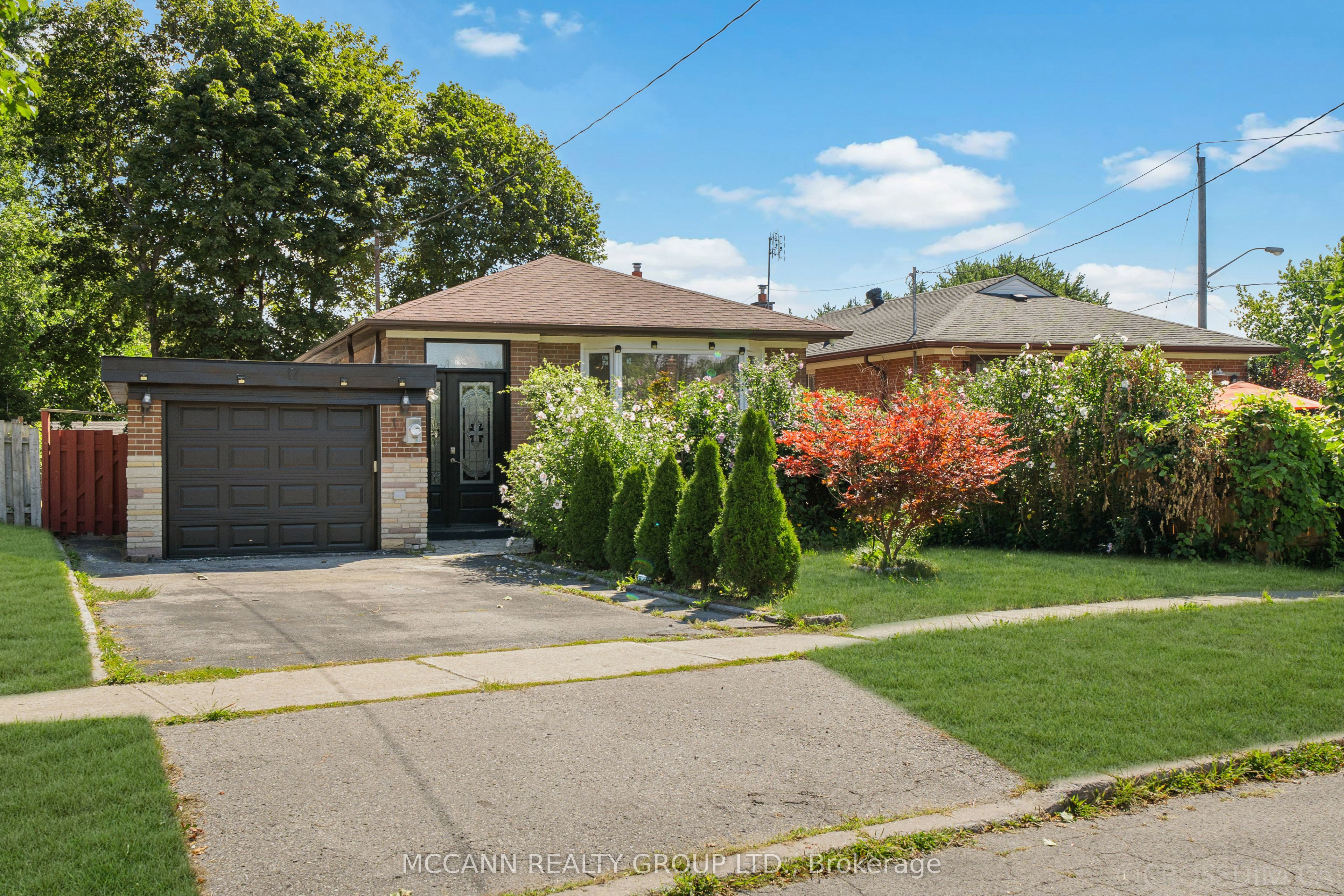 17 Barlow Road Property Photo 1