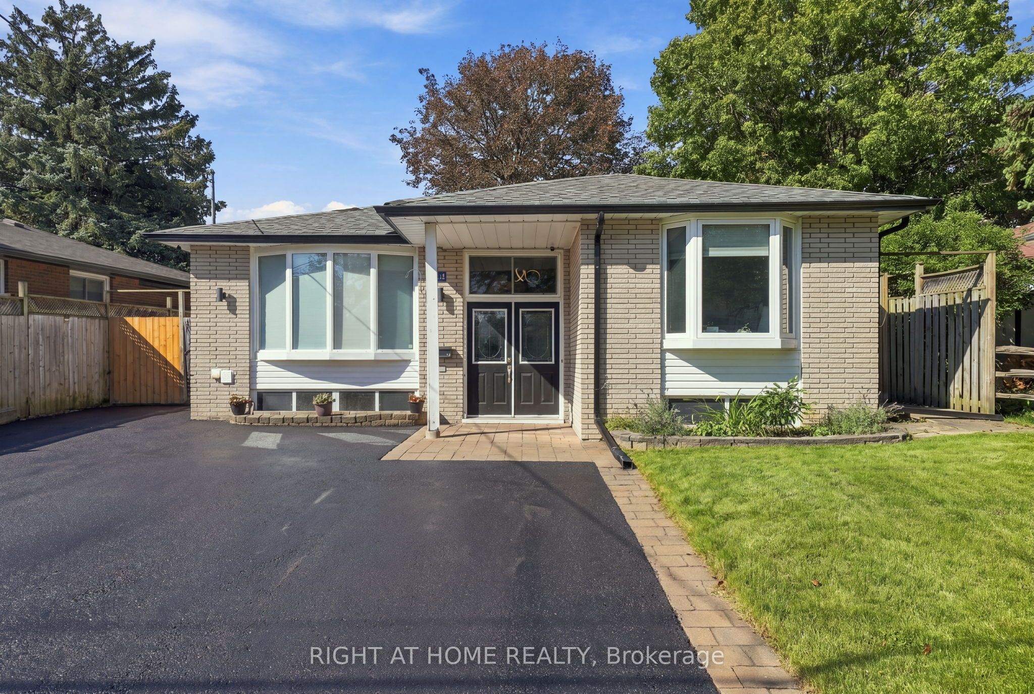 14 Cole Avenue Property Photo 1