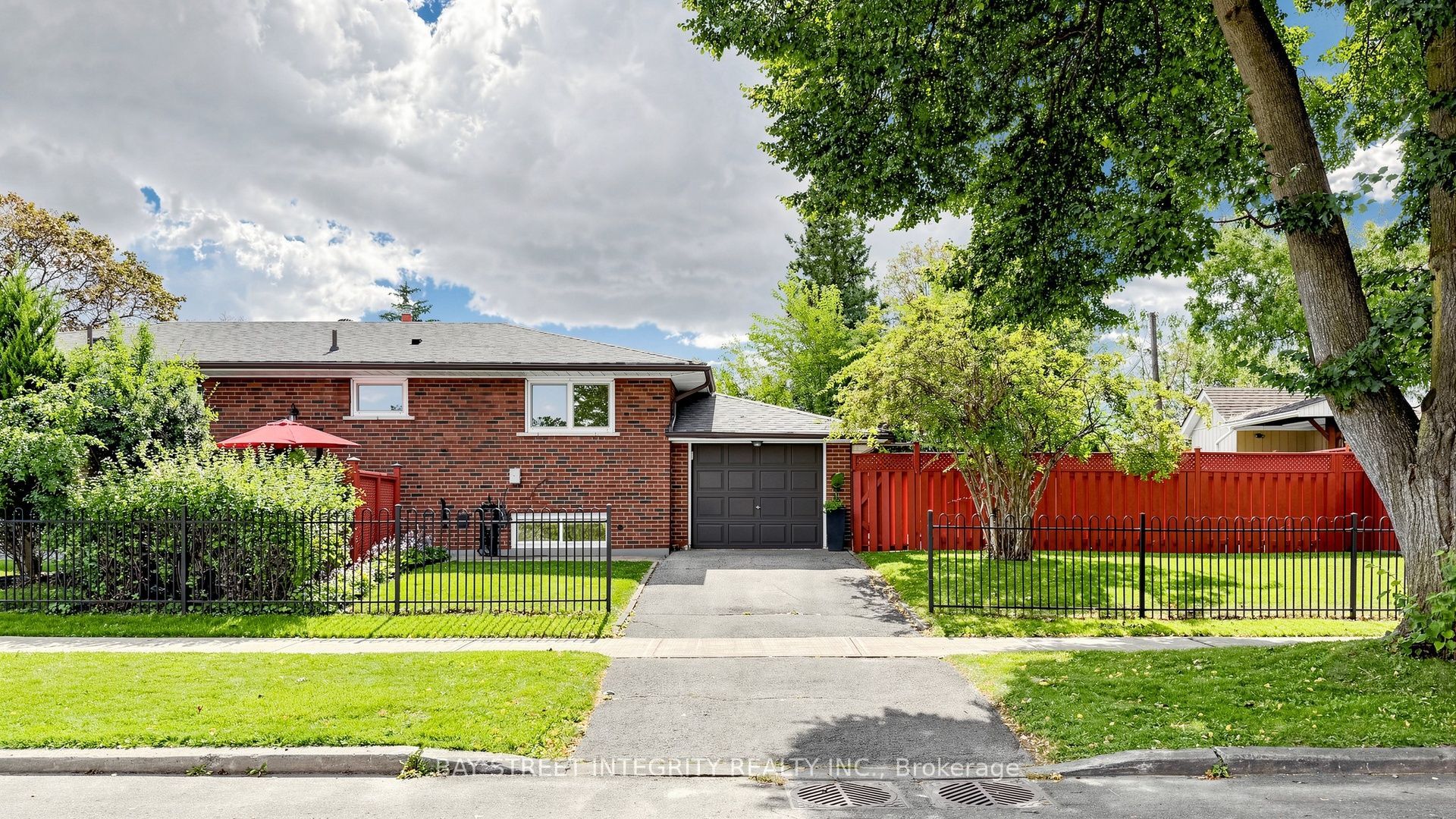 28 Ashdean Drive Property Photo 1