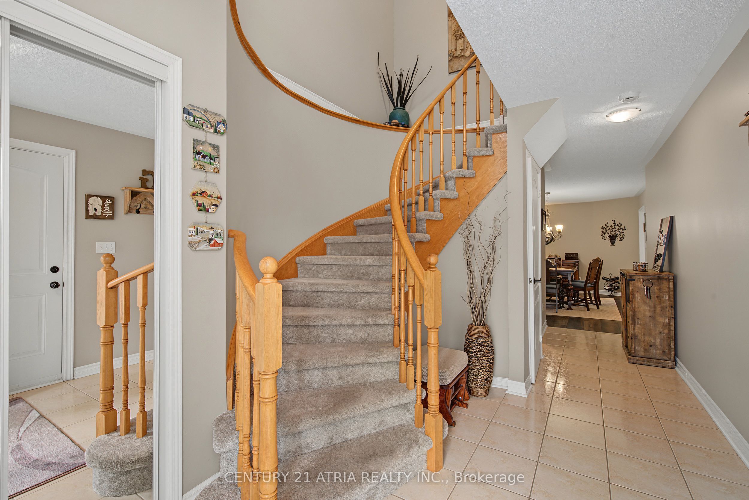 75 Tunney Place Nw Property Photo 5