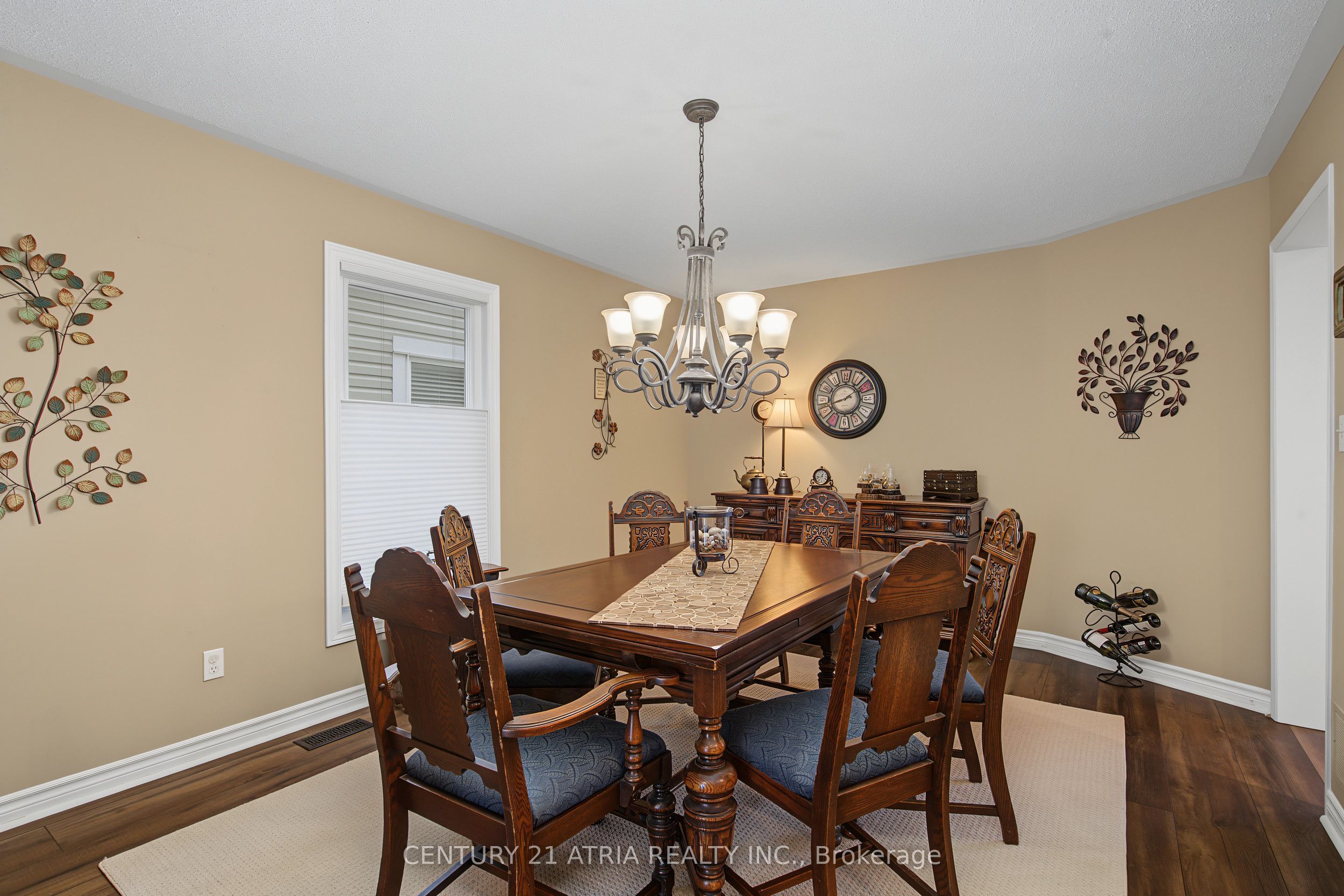 75 Tunney Place Nw Property Photo 7