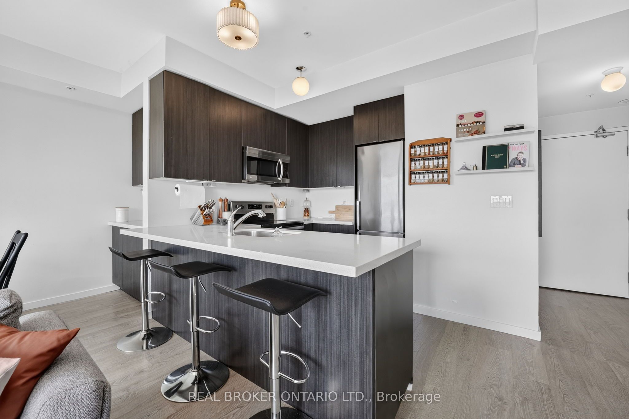 1711 Pure Springs Boulevard 521 Property Photo 11