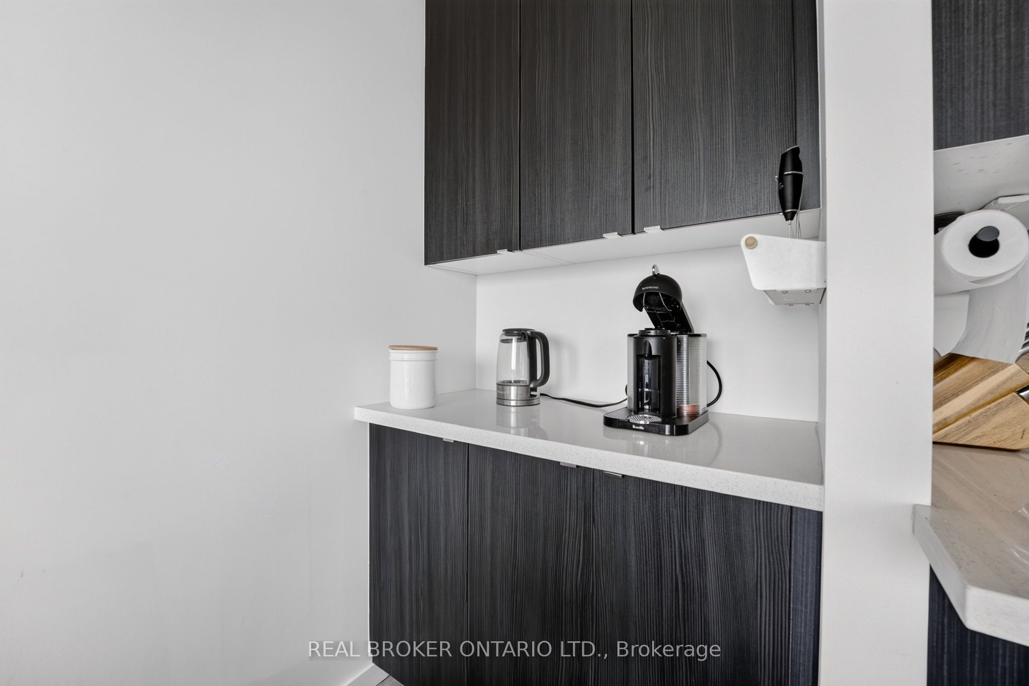 1711 Pure Springs Boulevard 521 Property Photo 17