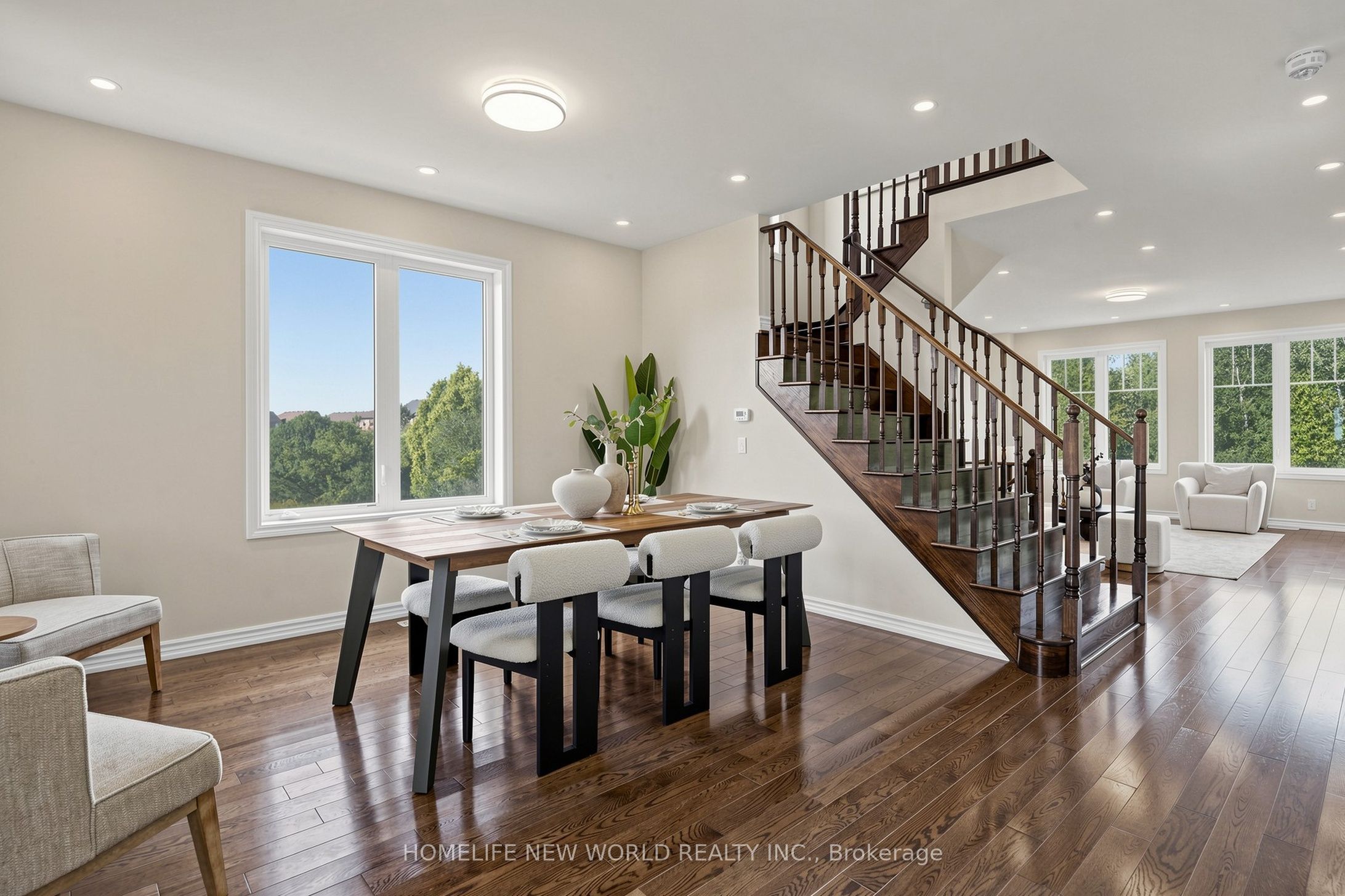 2458 Bridle Road Property Photo 11