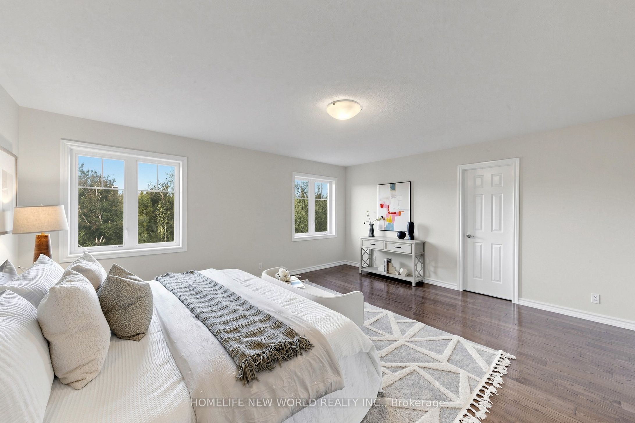 2458 Bridle Road Property Photo 26