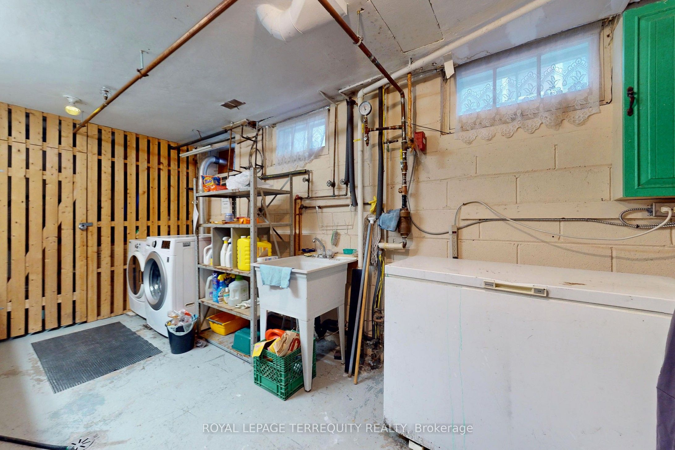 29 Love Crescent Property Photo 39