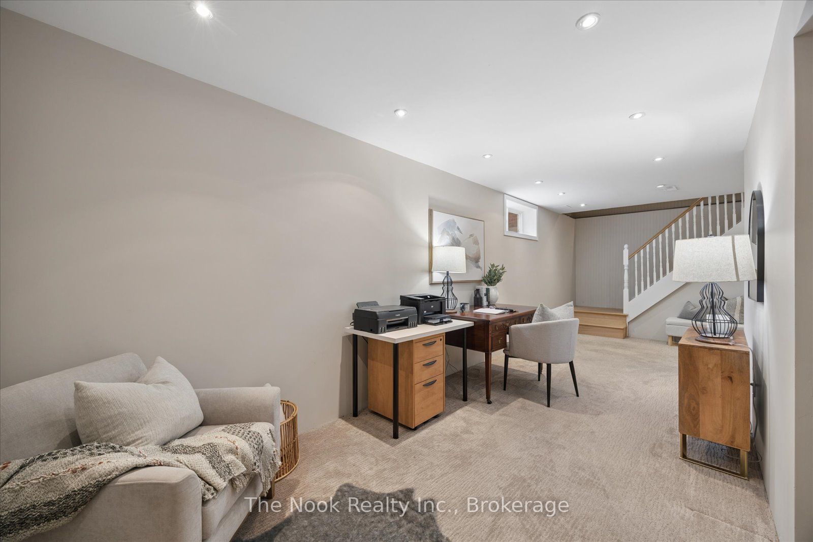 30 Potters Lane Property Photo 20