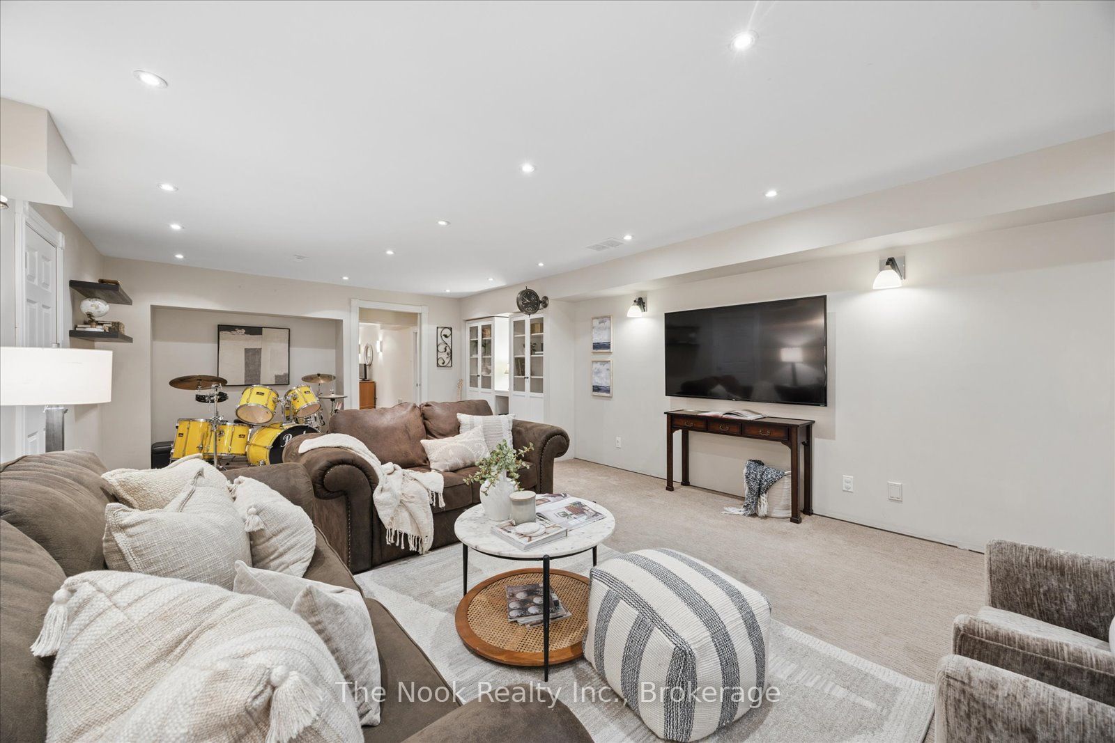30 Potters Lane Property Photo 24