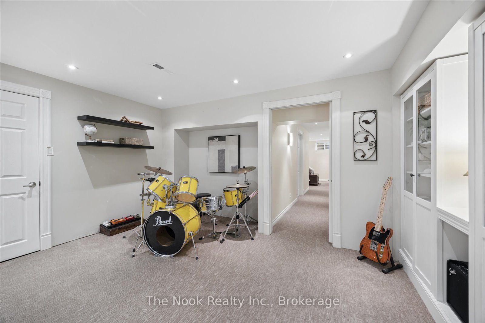 30 Potters Lane Property Photo 25