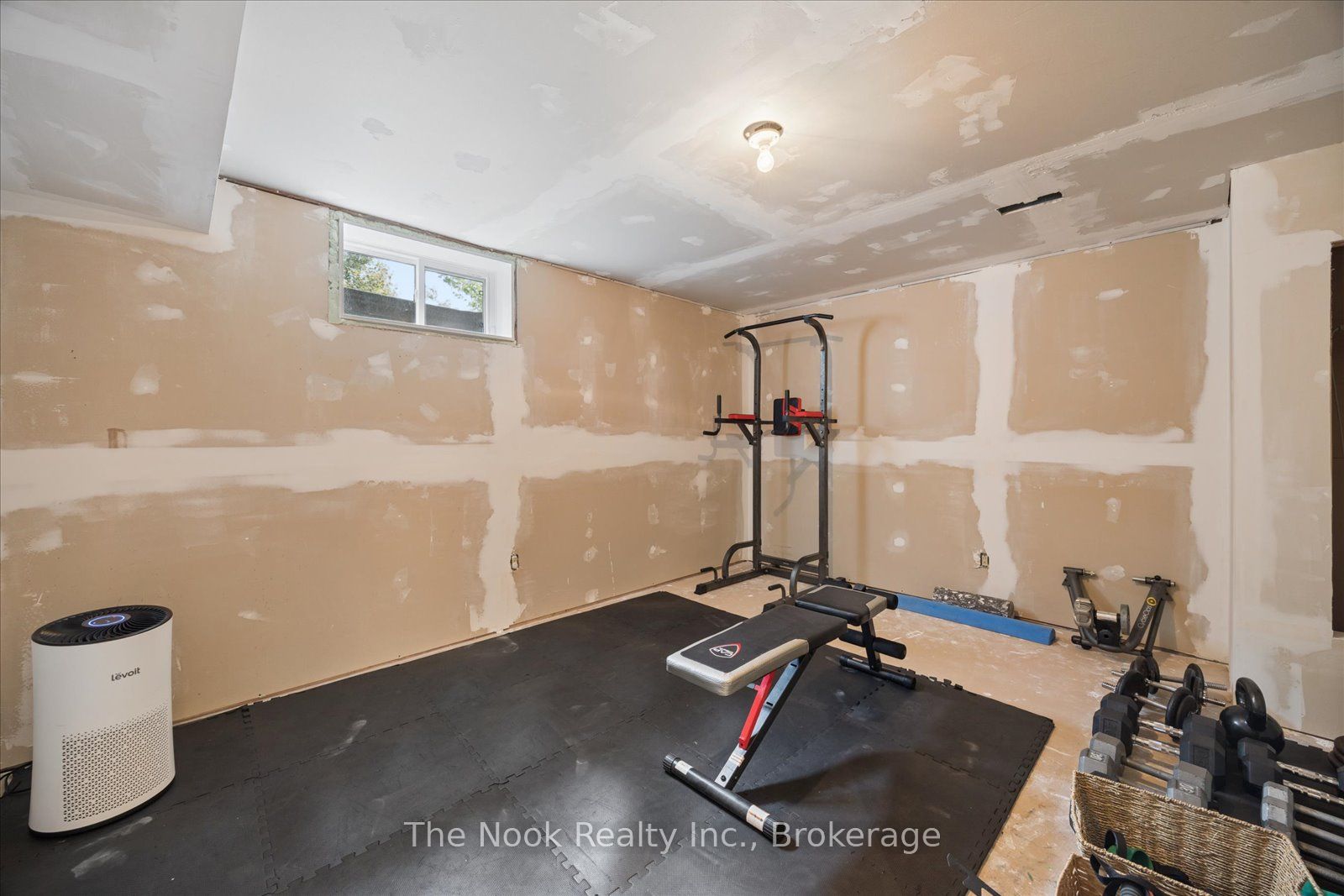 30 Potters Lane Property Photo 28
