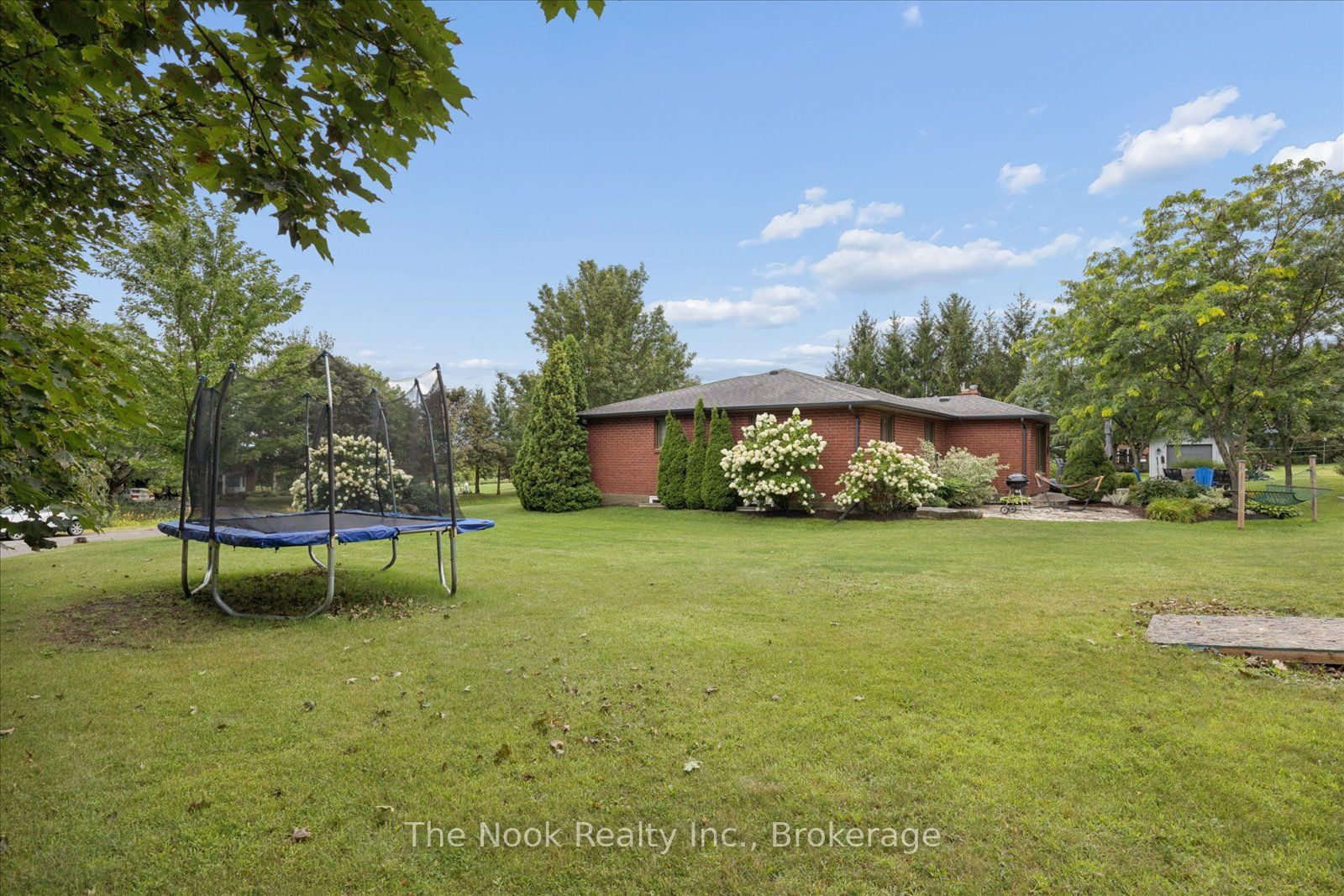 30 Potters Lane Property Photo 39