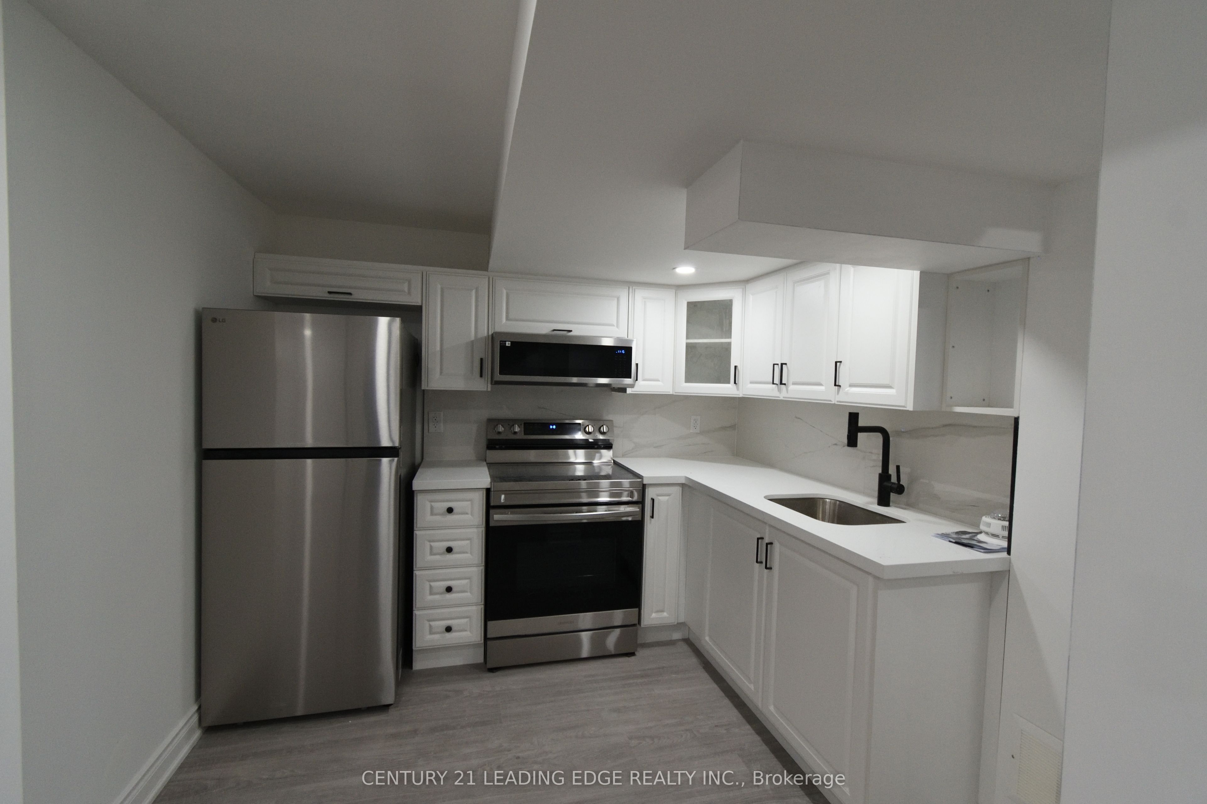 45 Lofthouse Drive Bsmt Property Photo 3