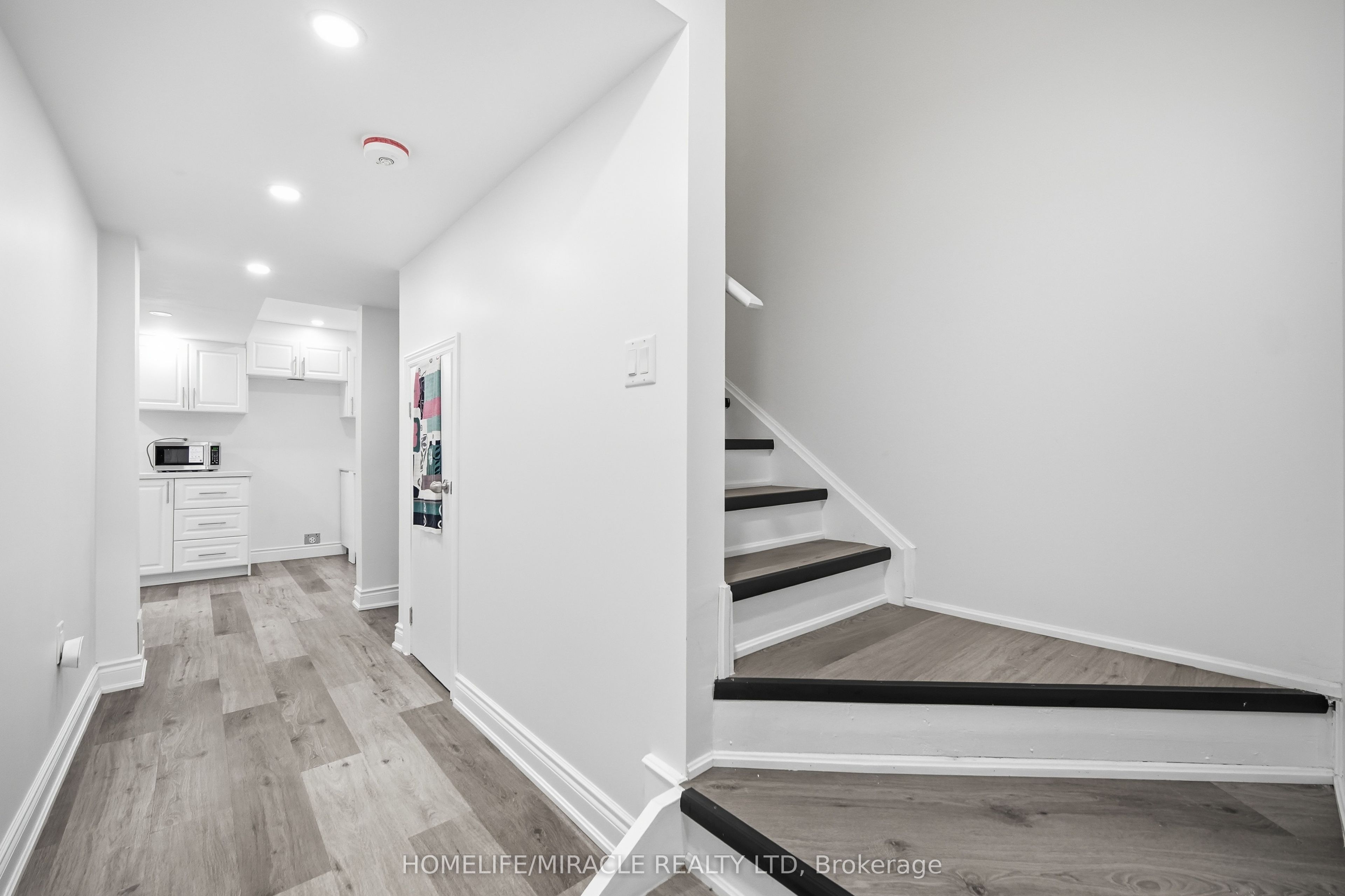 1230 Rexton Drive Property Photo 36