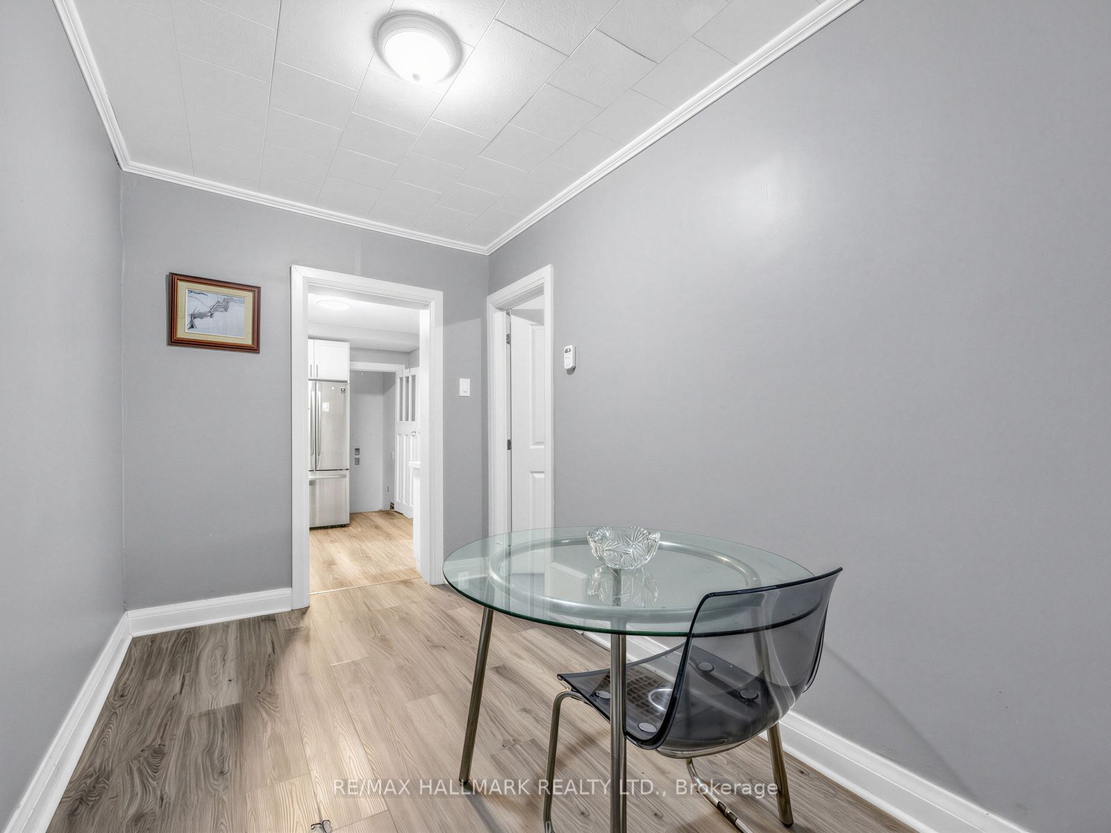201 Linsmore Crescent Property Photo 9