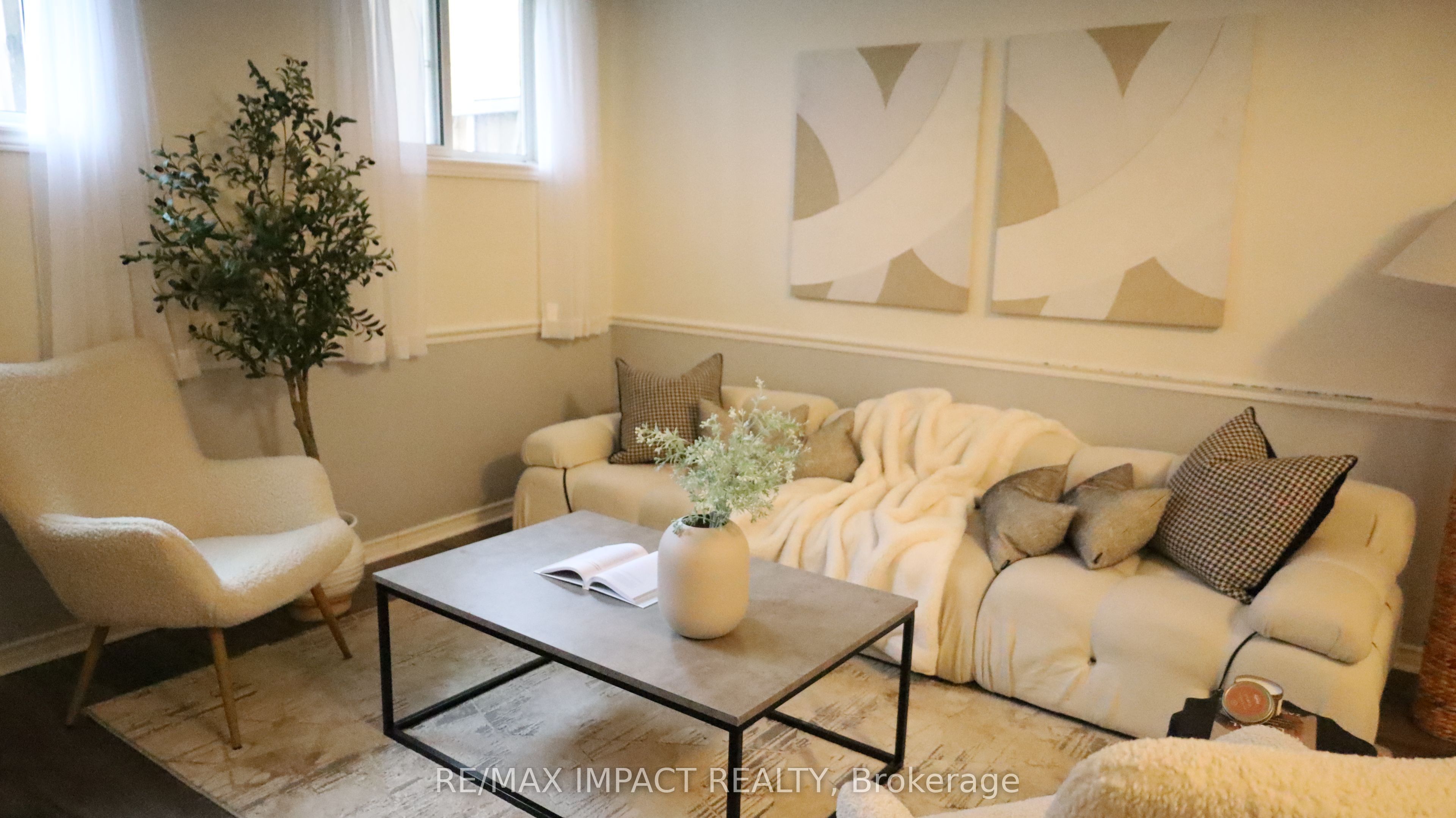 11 Fenwick Avenue Property Photo 10
