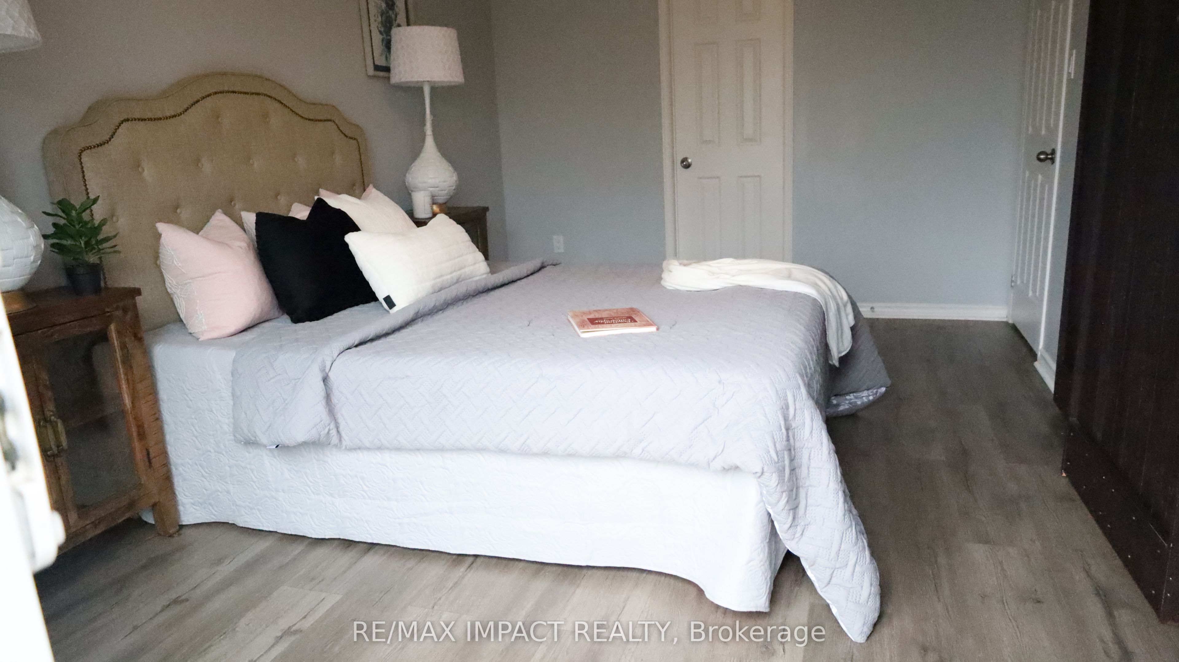 11 Fenwick Avenue Property Photo 18