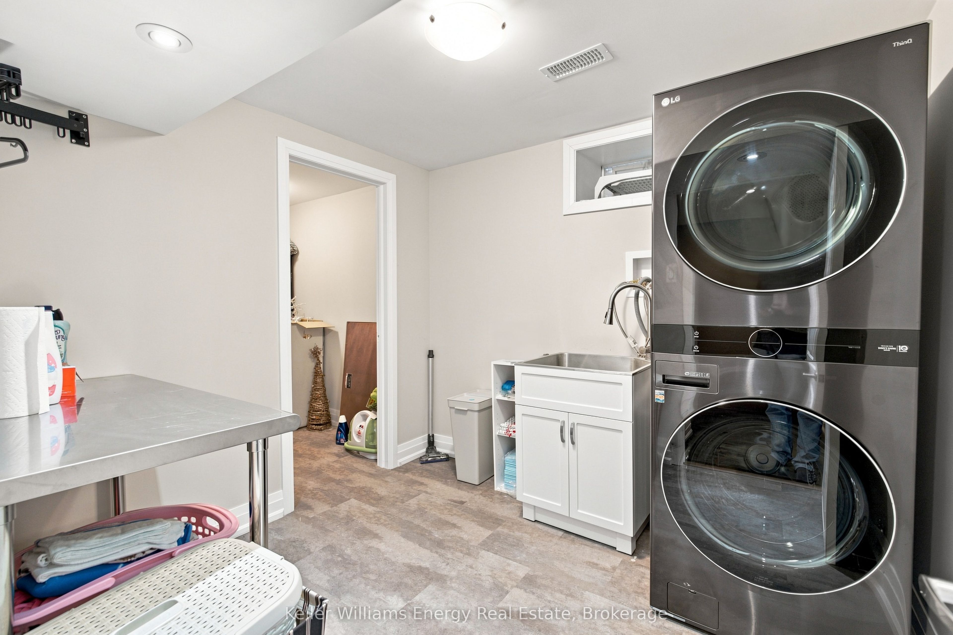 1014 Pinetree Court Property Photo 37