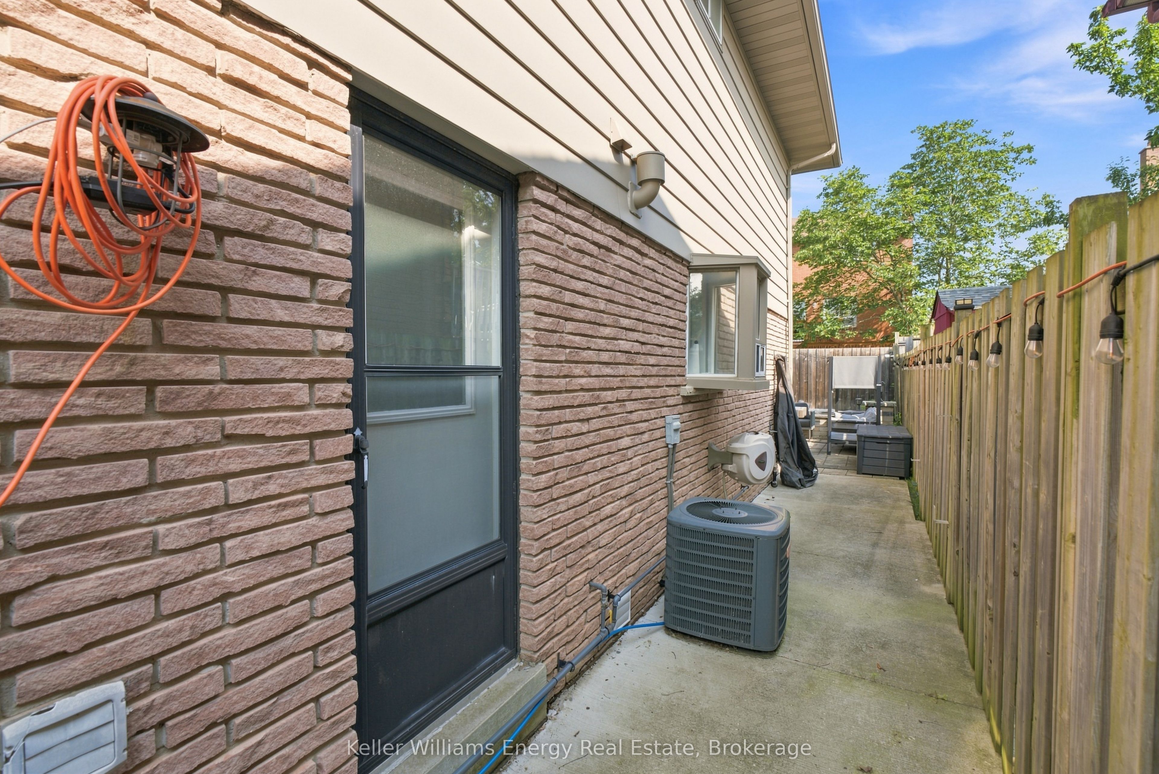 1014 Pinetree Court Property Photo 39